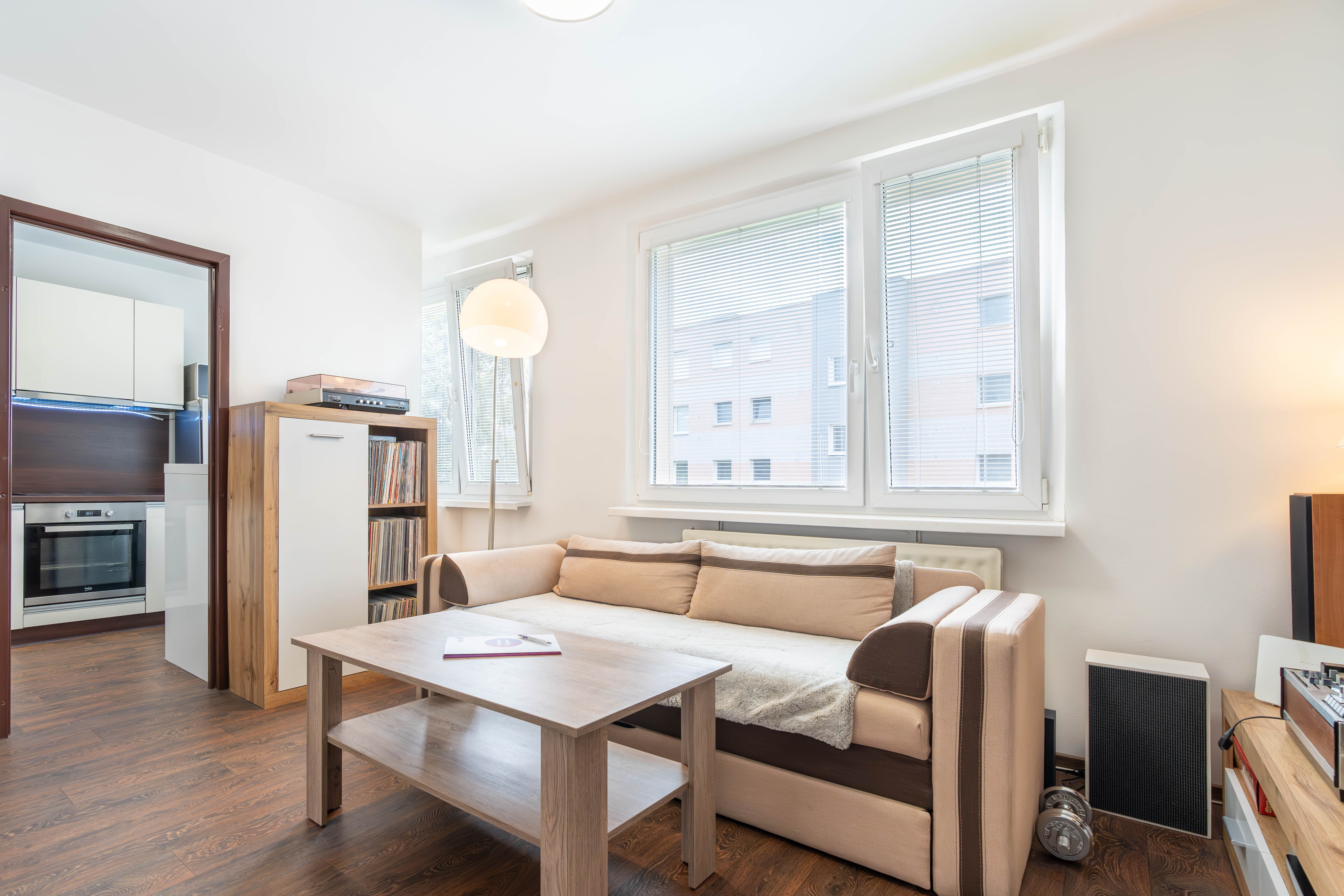 Na predaj útulný, kompletne prerobený 1 izbový zariadený  byt v tichej časti Šamorína.