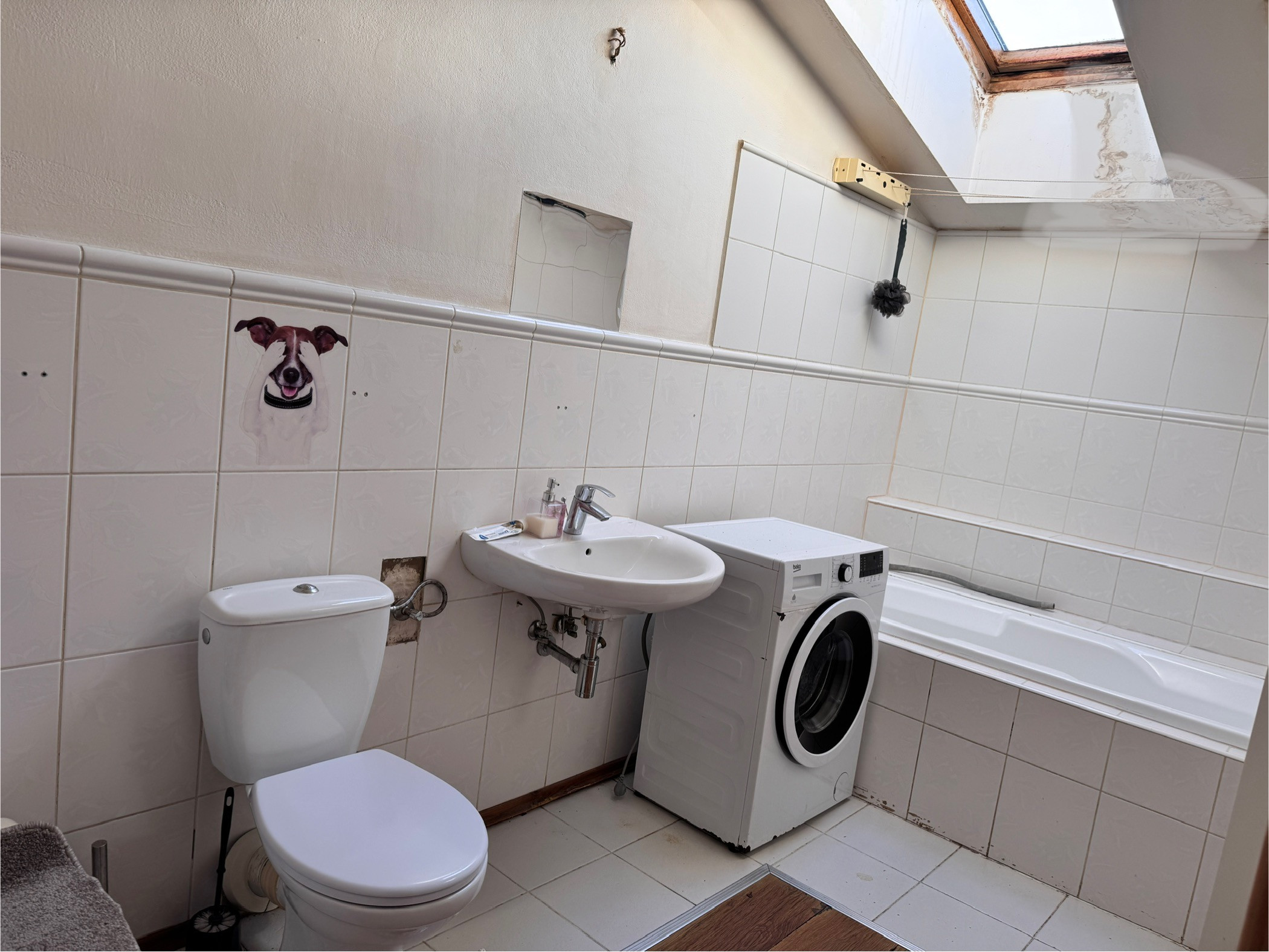 Priestranný 3-izbový byt s terasou na prenájom blízko centra Skalice.