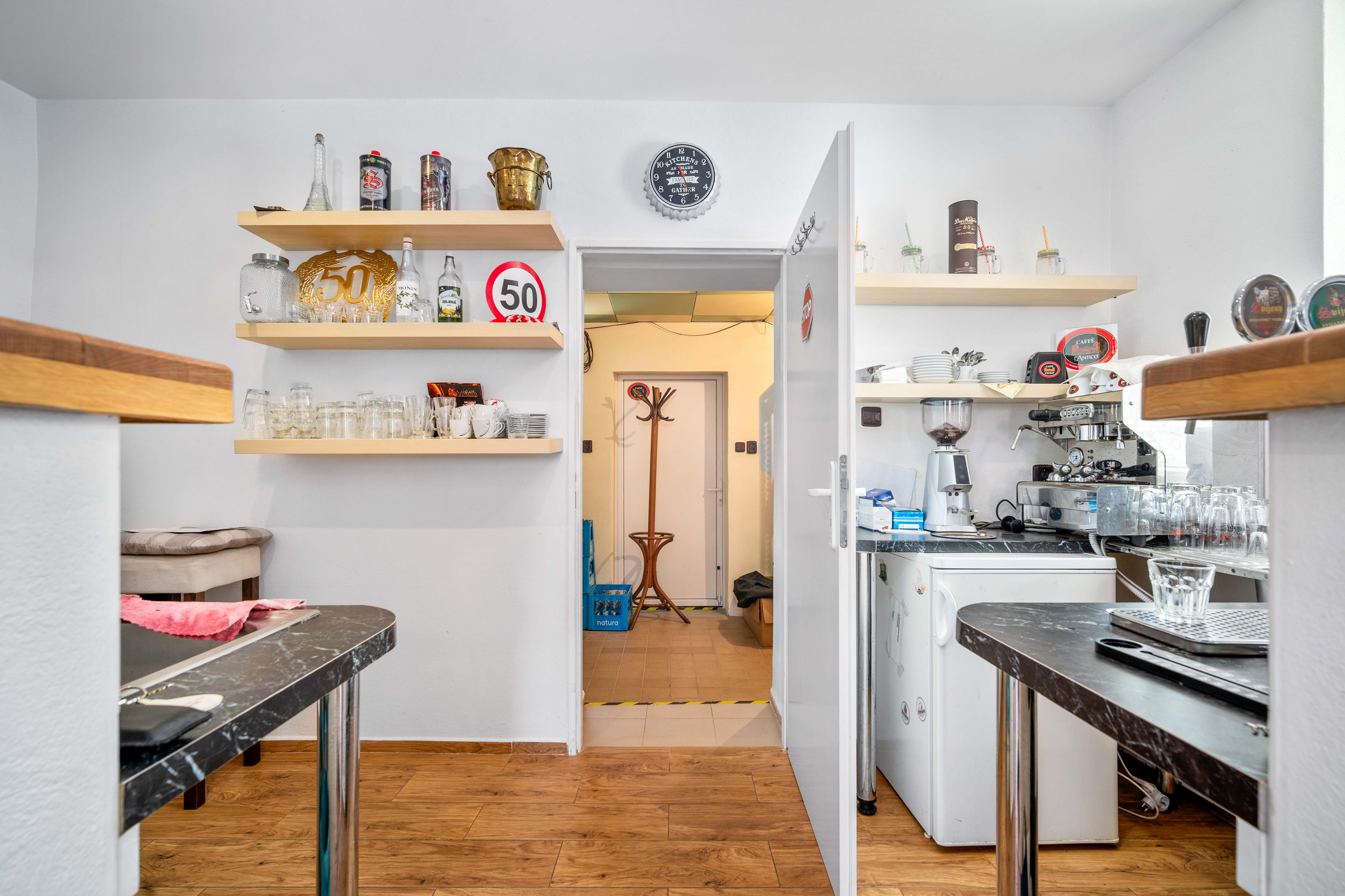 NA PREDAJ dom/reštaurácia, Moravské Lieskové, časť Šance