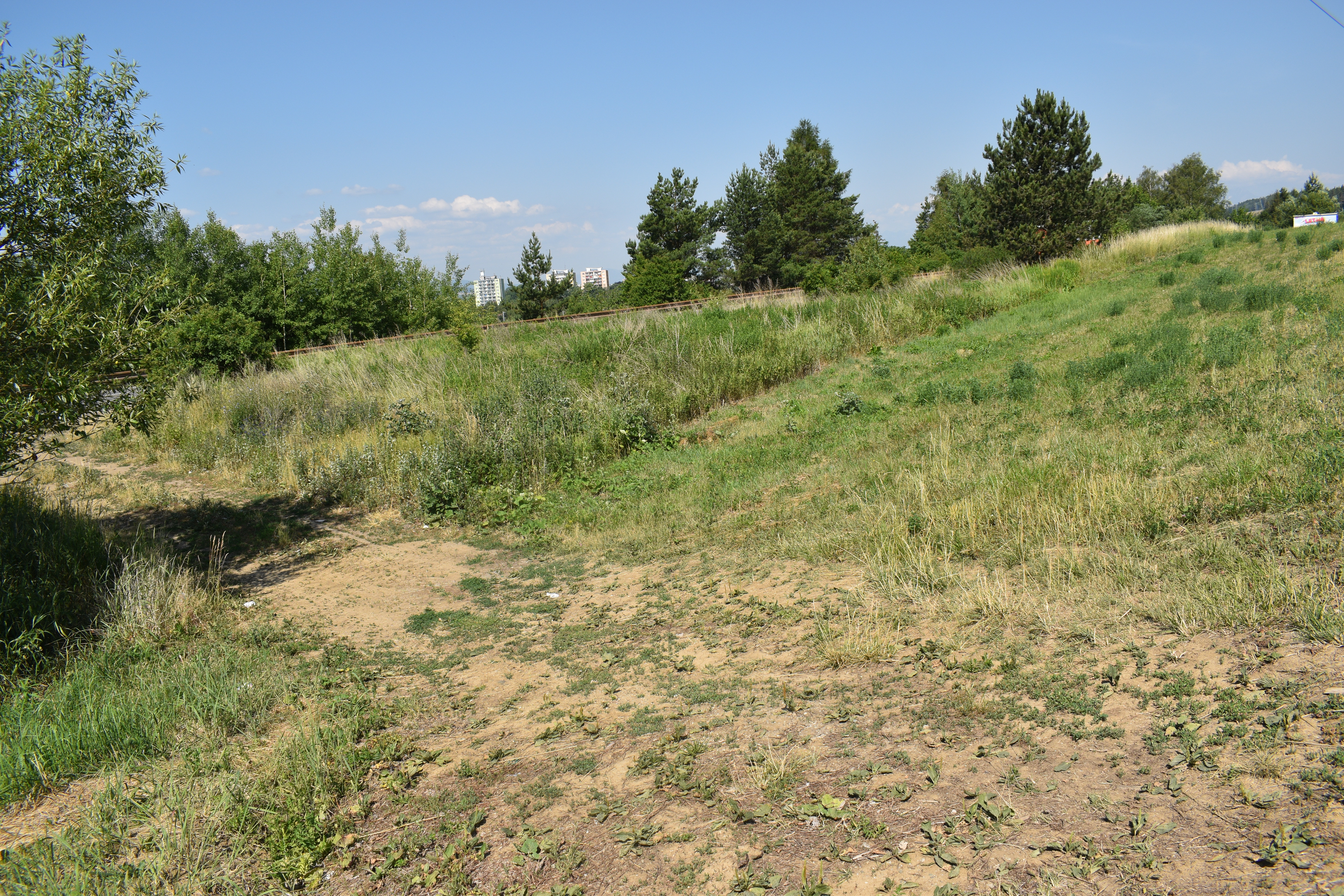 POZEMOK (1.889 m2) NA PREDAJ v meste Spišská Nová Ves