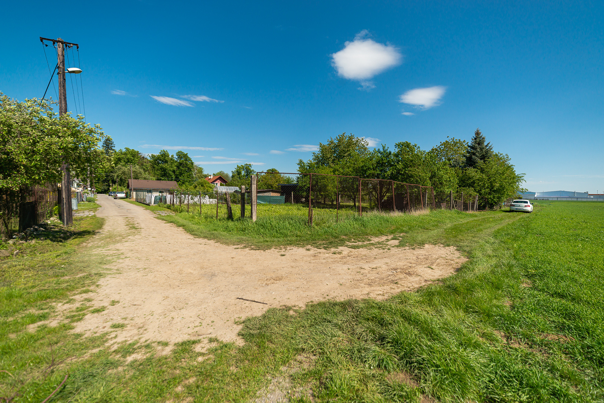 PREDAJ - pozemok vhodný na výstavbu - Klobušice, Ilava