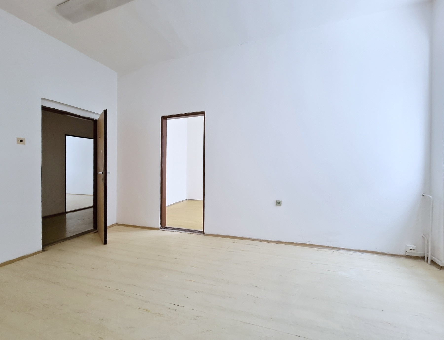 NÁJOM - kancelárie - ul.Trenčianska - Nové Mesto nad Váhom