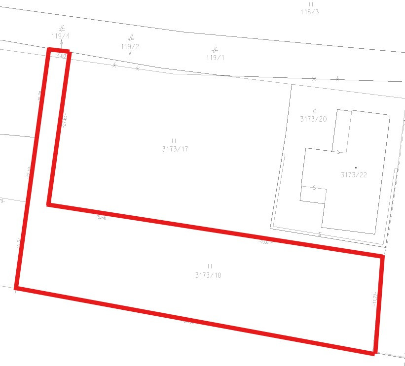 NA PREDAJ pozemok  (1.258m2) v meste Krompachy