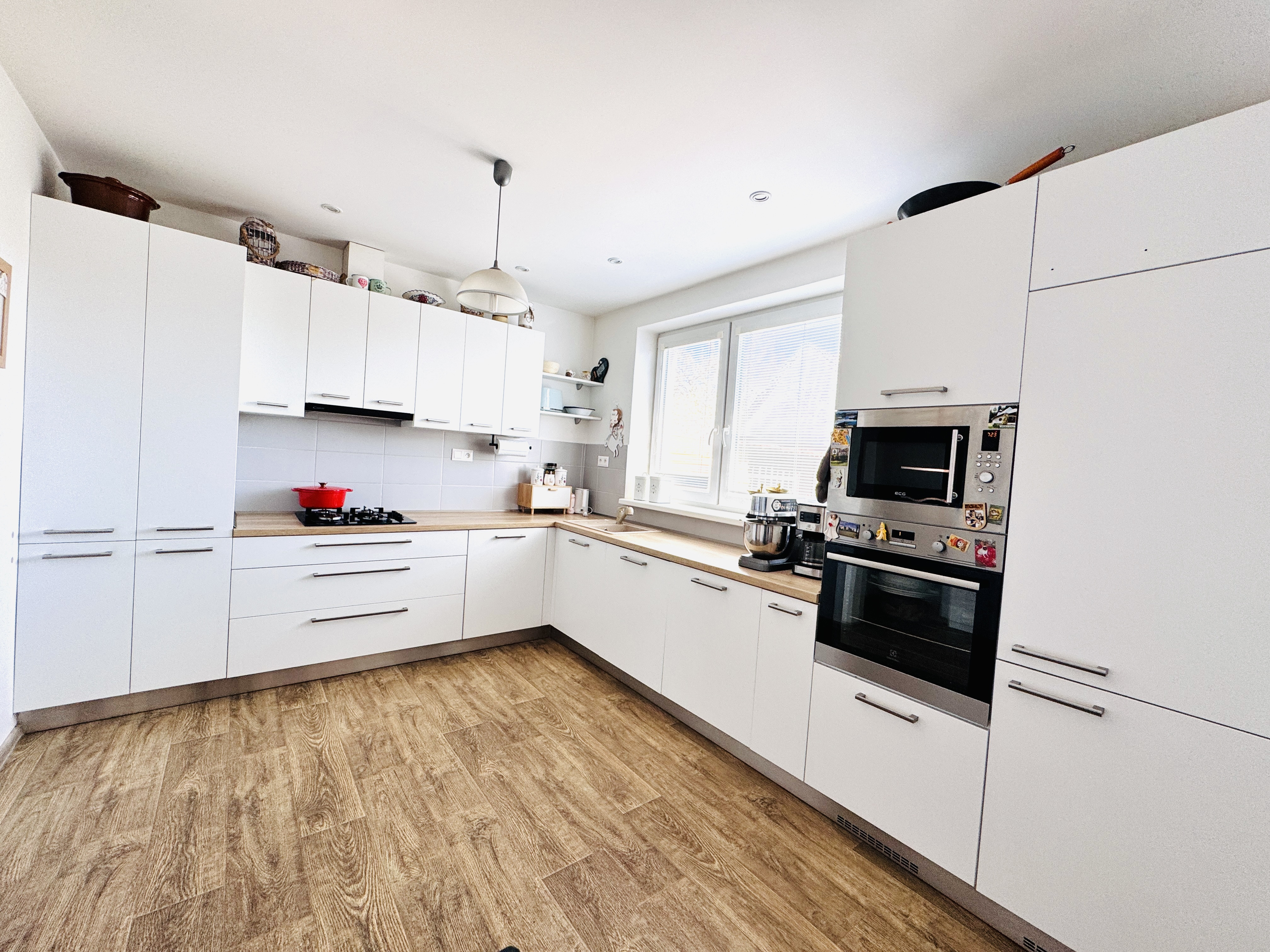 Zrekonštruovaný 3-izbový rodinný dom v Gbeloch – pripravený na nasťahovanie.