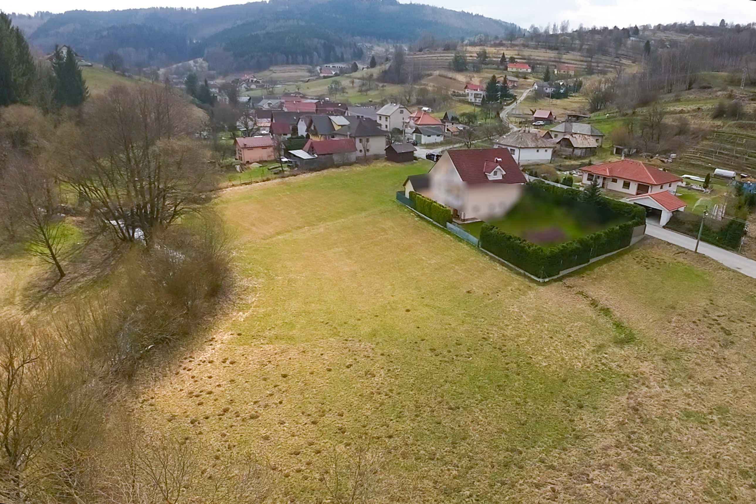 PREDAJ slnečných stavebných pozemkov, IS, Hriňová