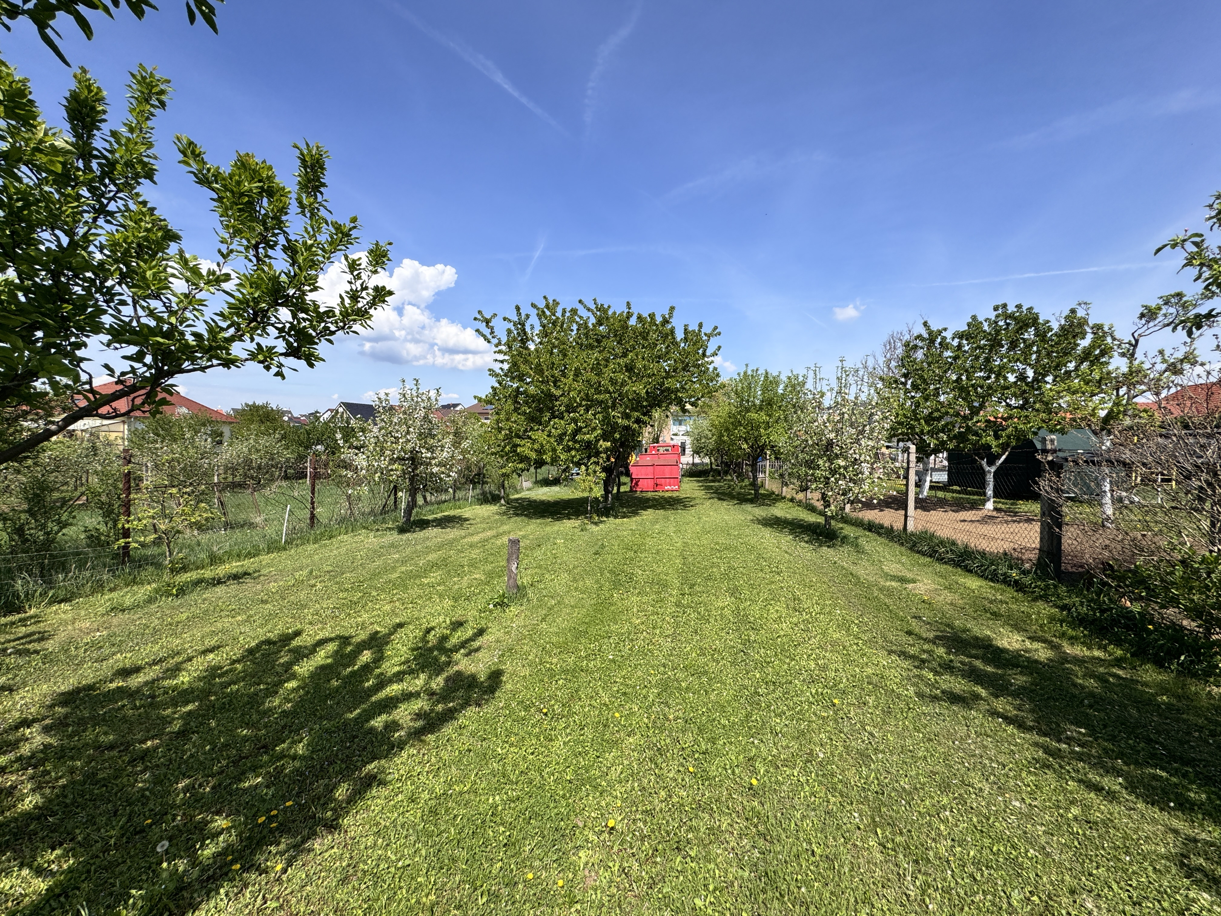 Predaj stavebného pozemku – Skalica, Krivé kúty, 650 m², regulácia R1.