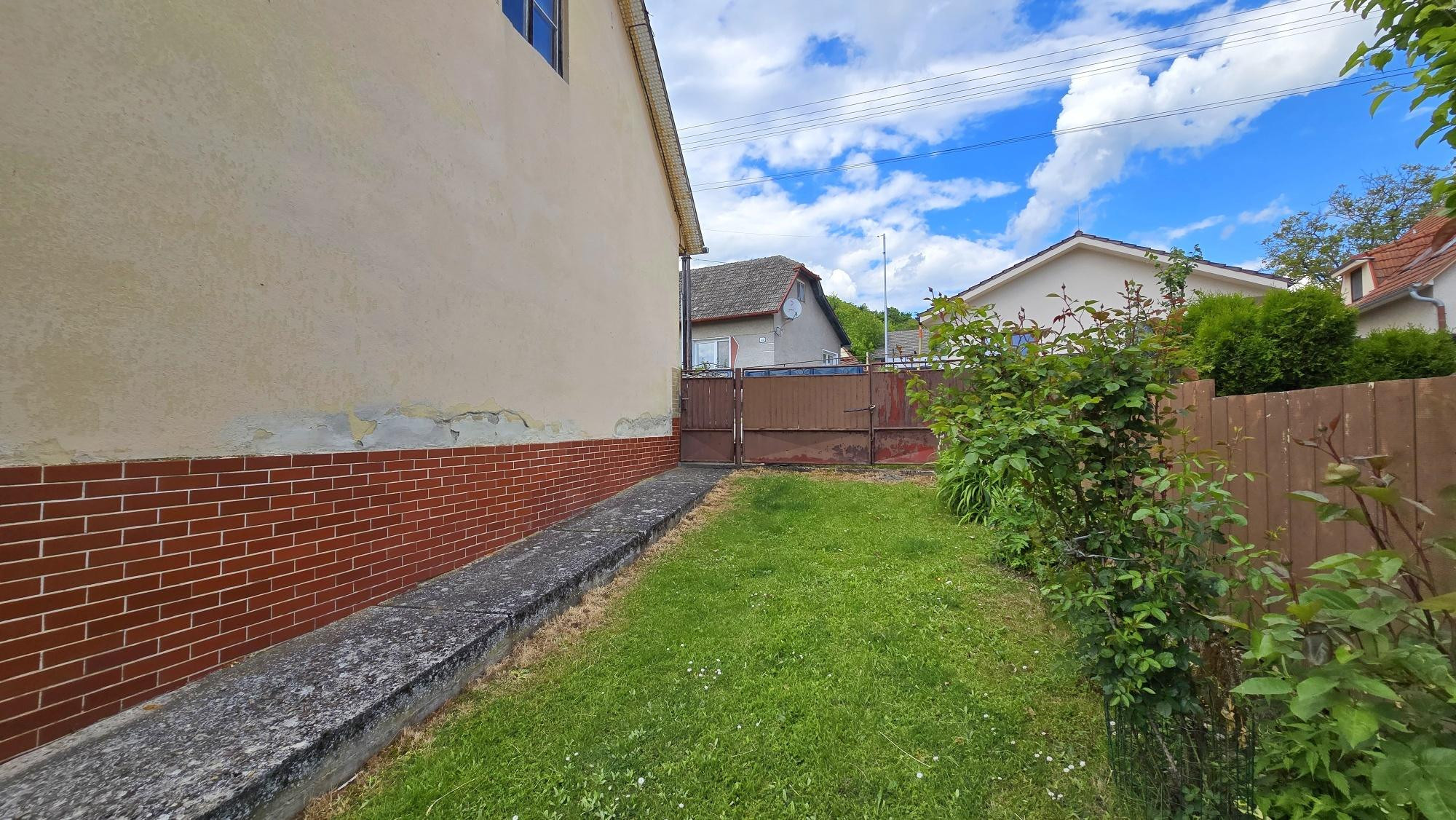 NA PREDAJ - rodinný dom - Slavnica-Podhorie (okr.Ilava)