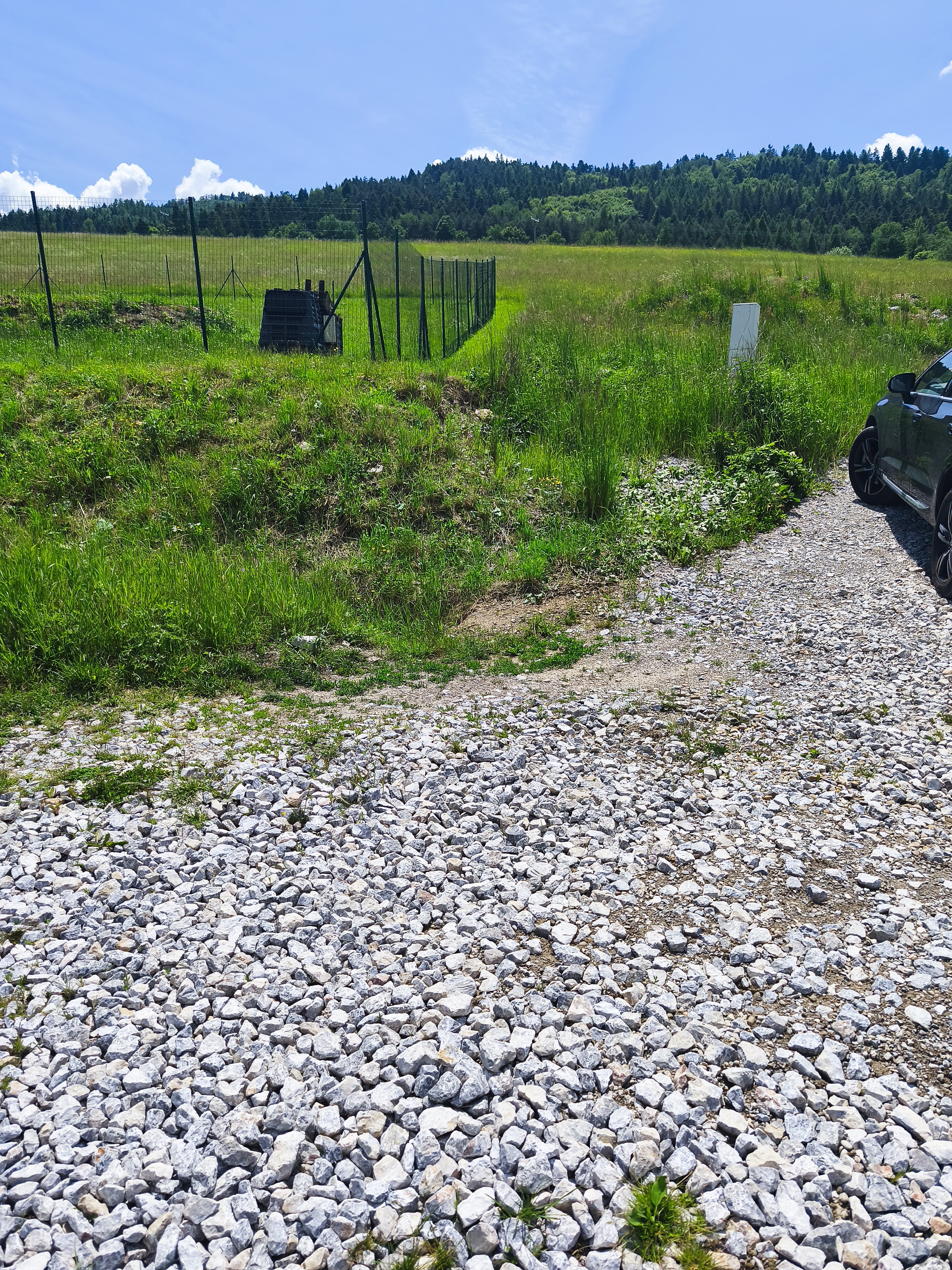 NA PREDAJ pozemok  (1.258m2) v meste Krompachy