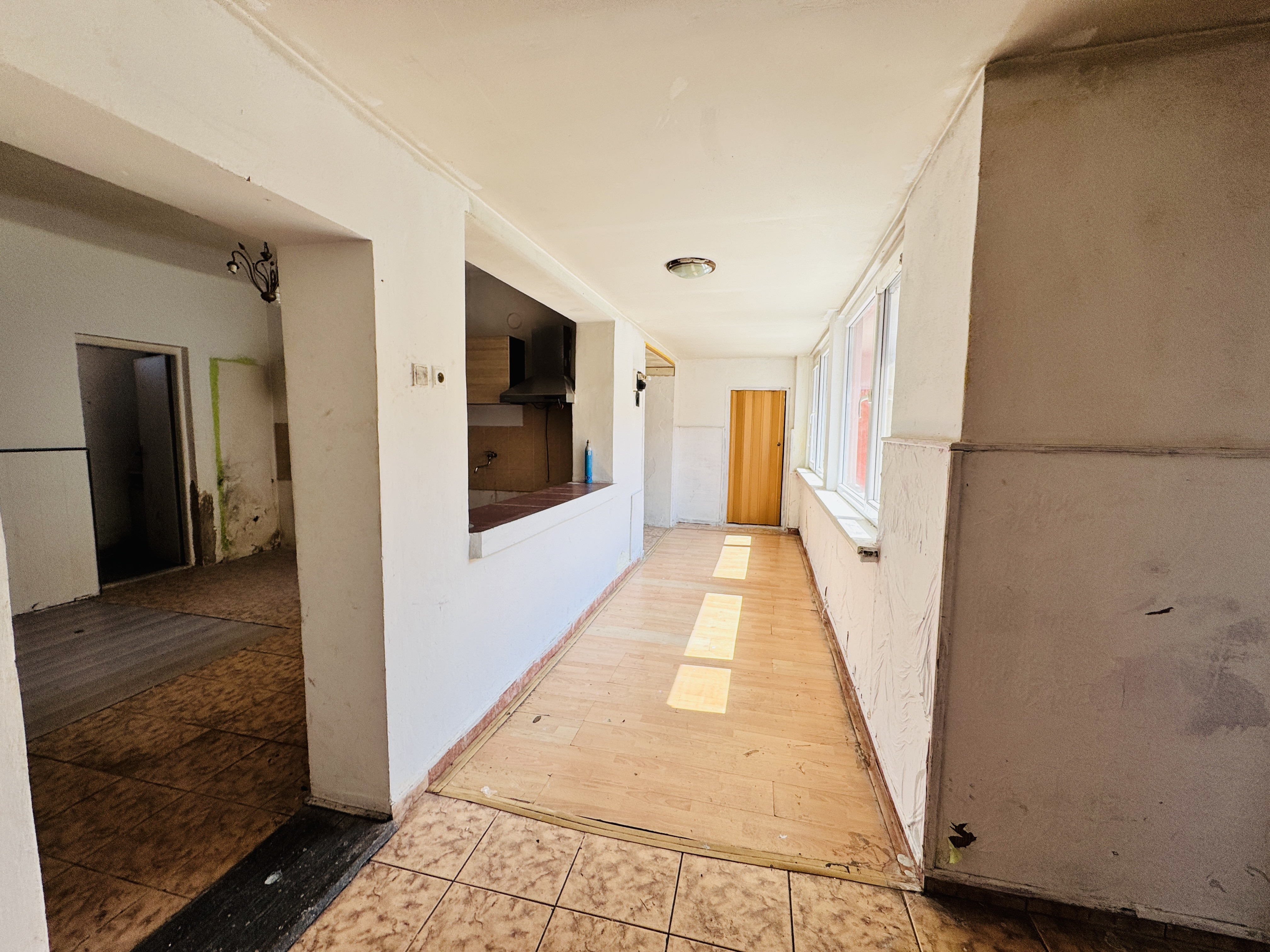 Na predaj rodinný dom so stodolou a veľkým pozemkom