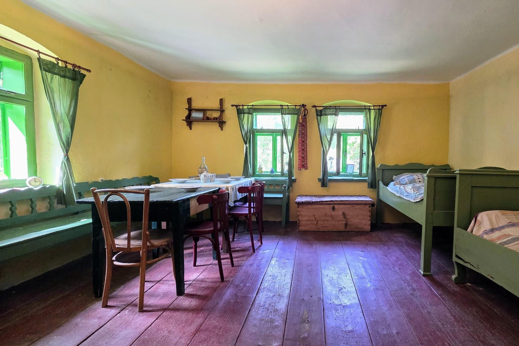 CHALUPA v obci Brutovce (okres Levoča)+ VIDEO obhliadka