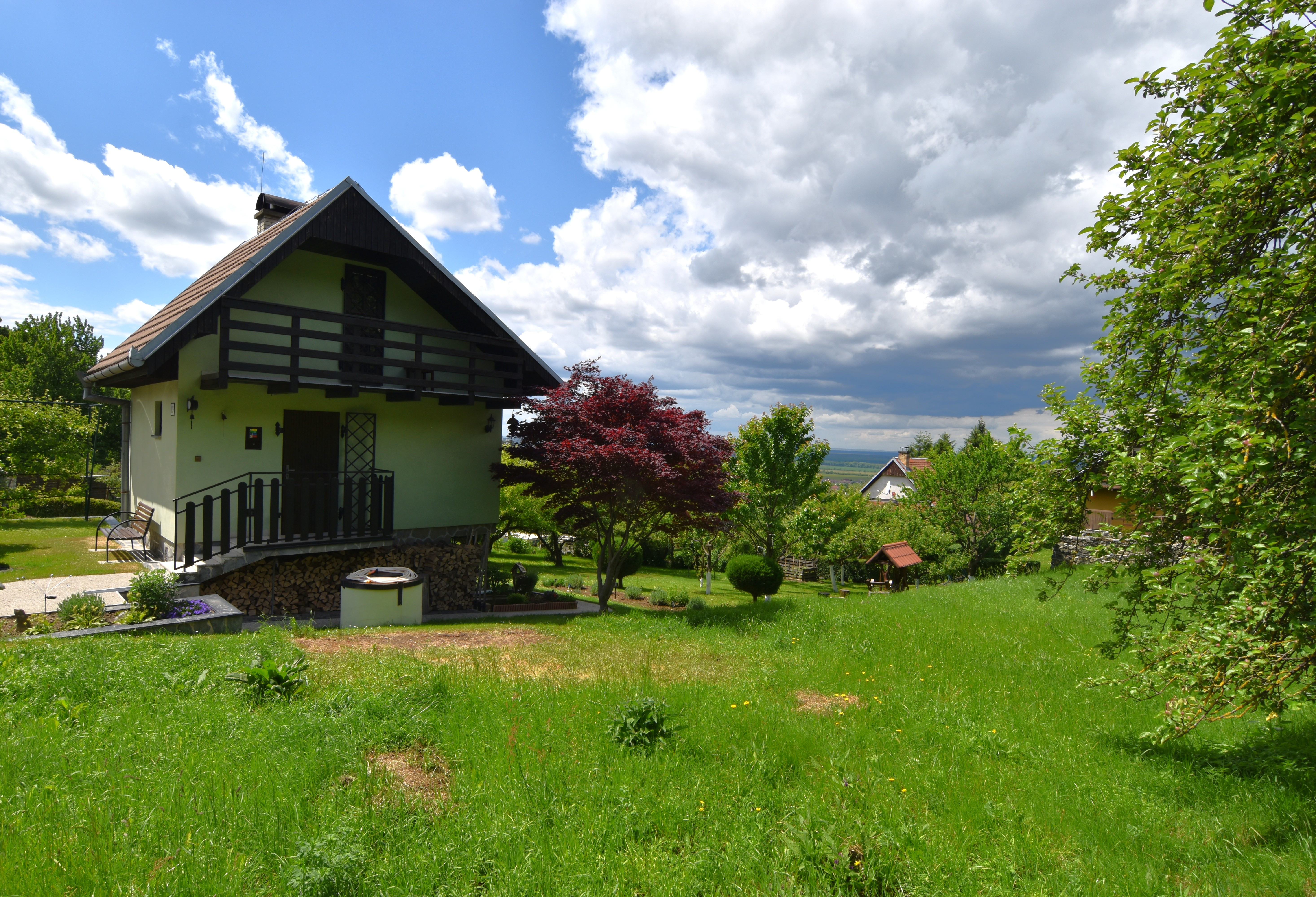 Na predaj rekreačná chata v obci Sološnica