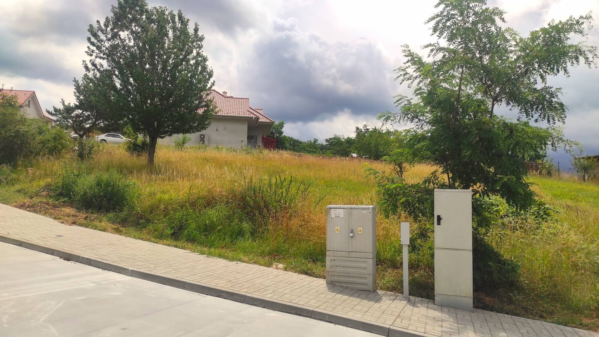 Na predaj pozemok Kuchyňa