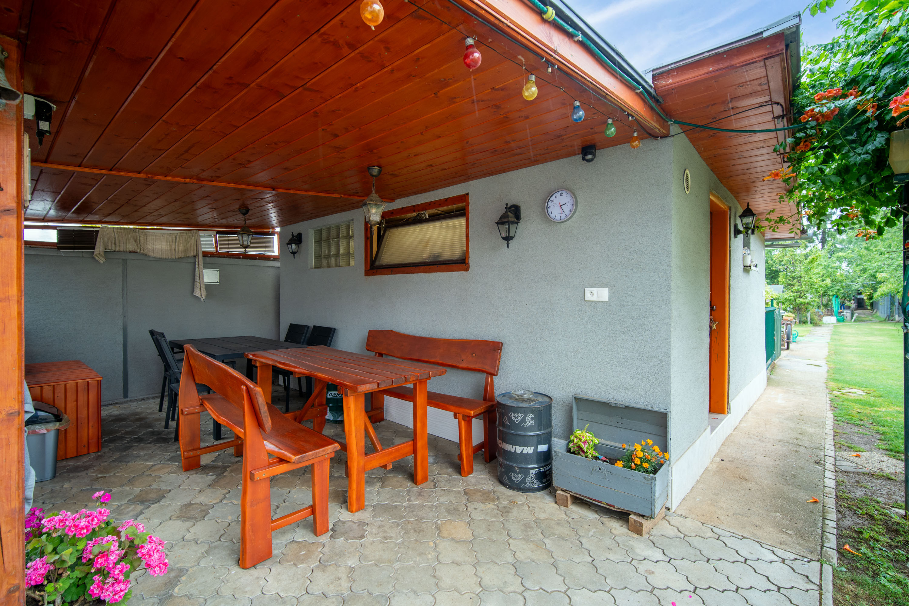 PREDAJ penziónu s rodinným bývaním, Trebatice, okr. Piešťany