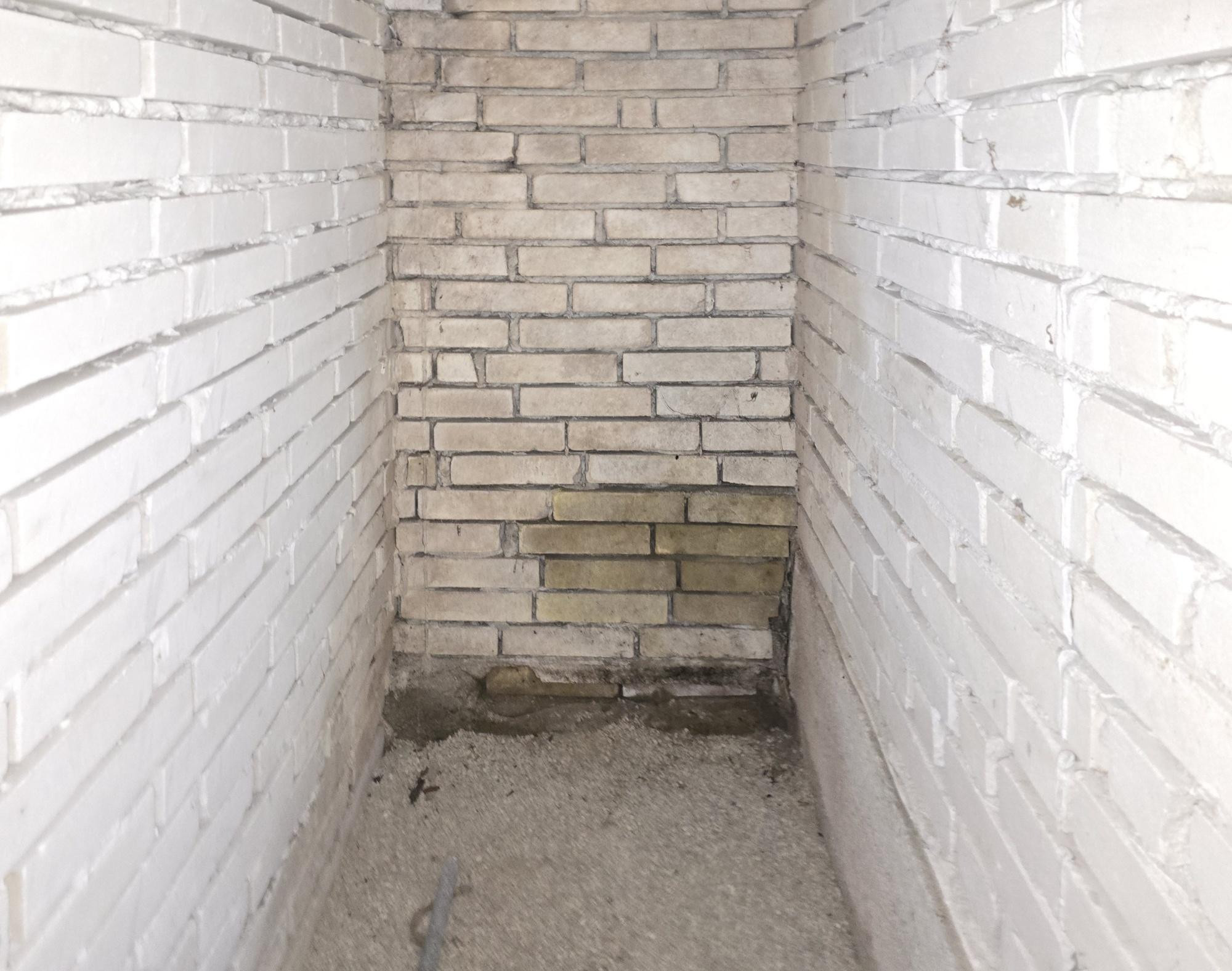 PREDAJ - Garáž, ul. Banská, NMnV