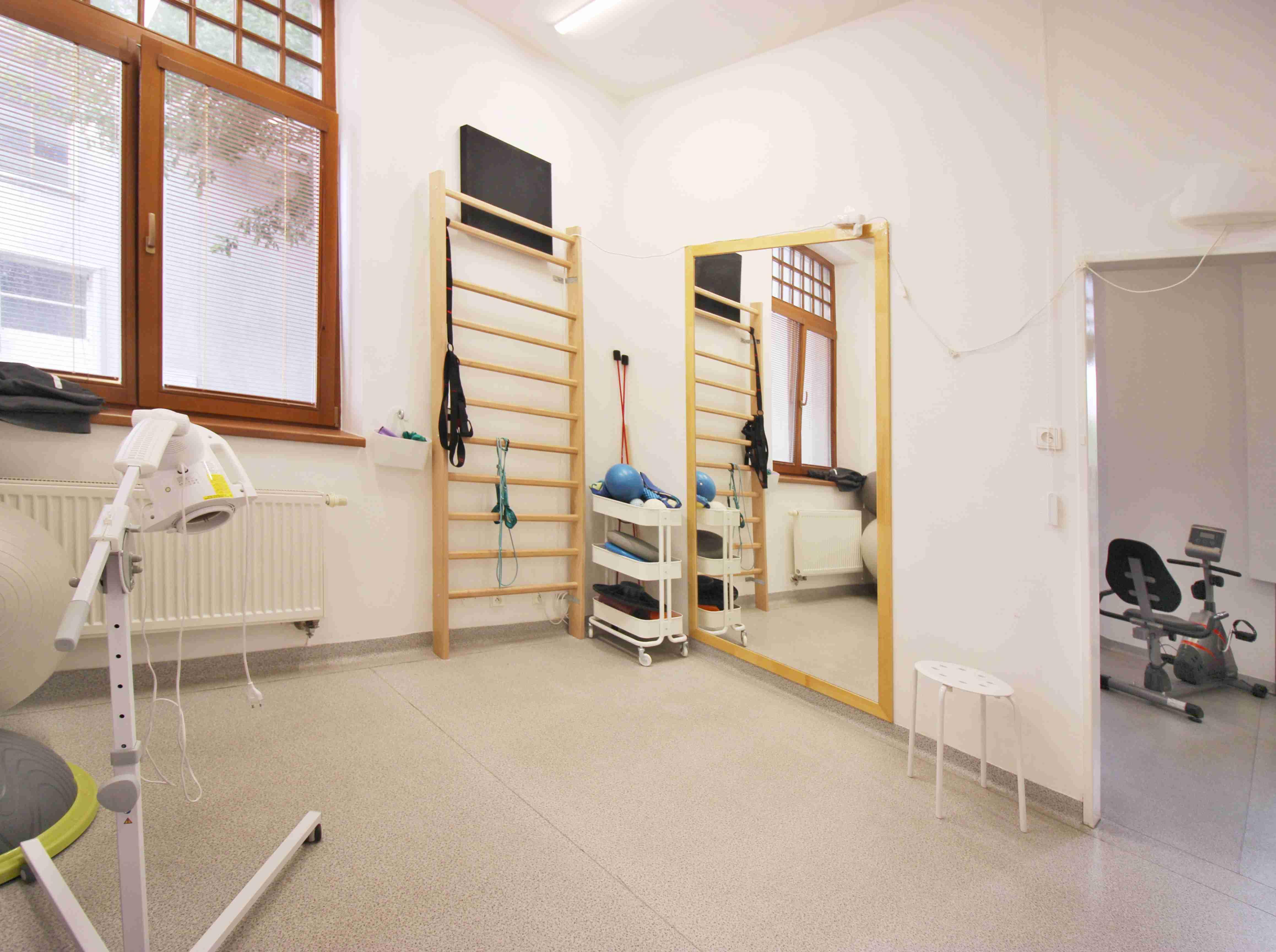 PRENÁJOM ambulancia/služby 66,40 m2, Piešťany, Winterova ul.