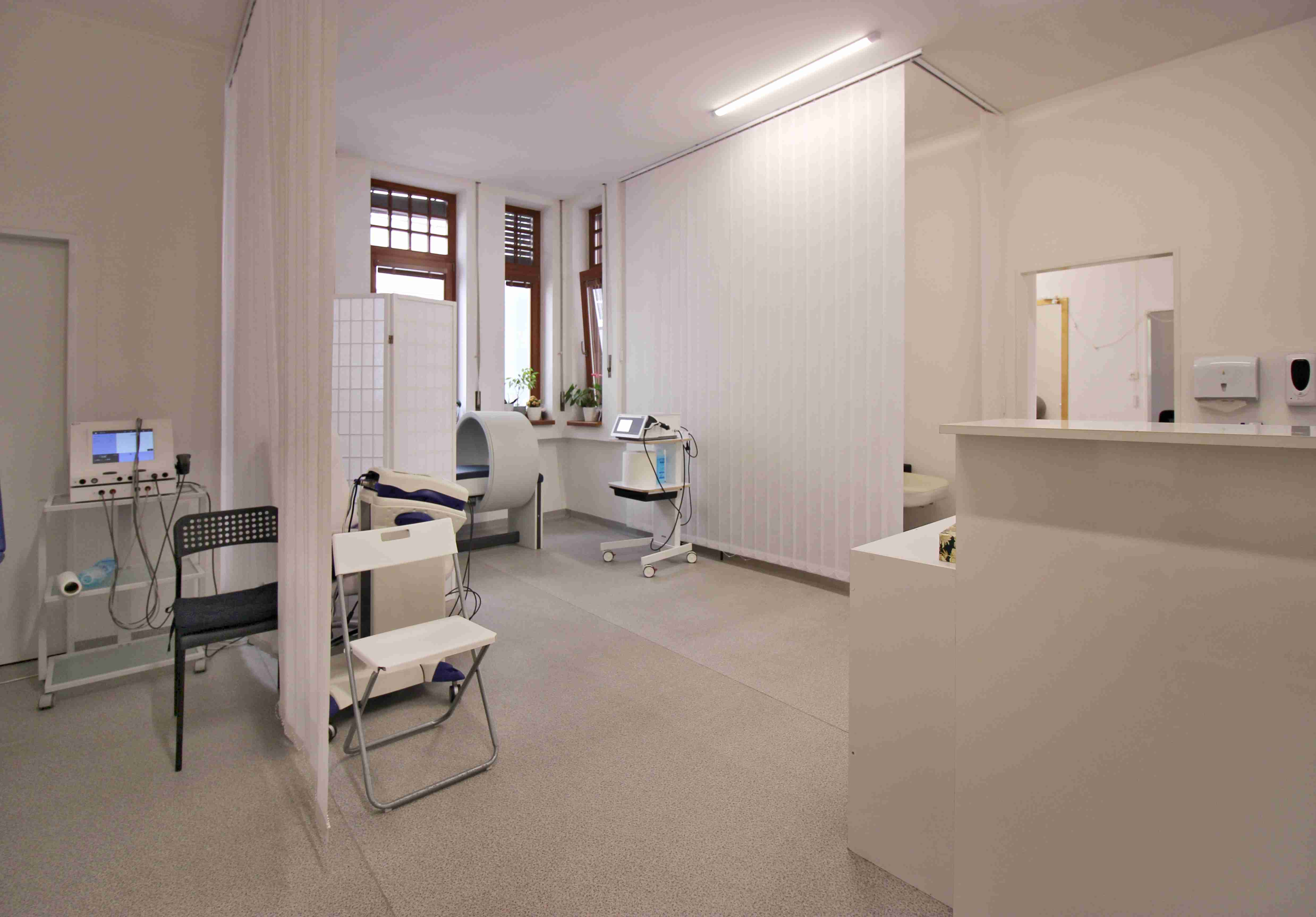 PRENÁJOM ambulancia/služby 101,10m2, Piešťany, Winterova ul.