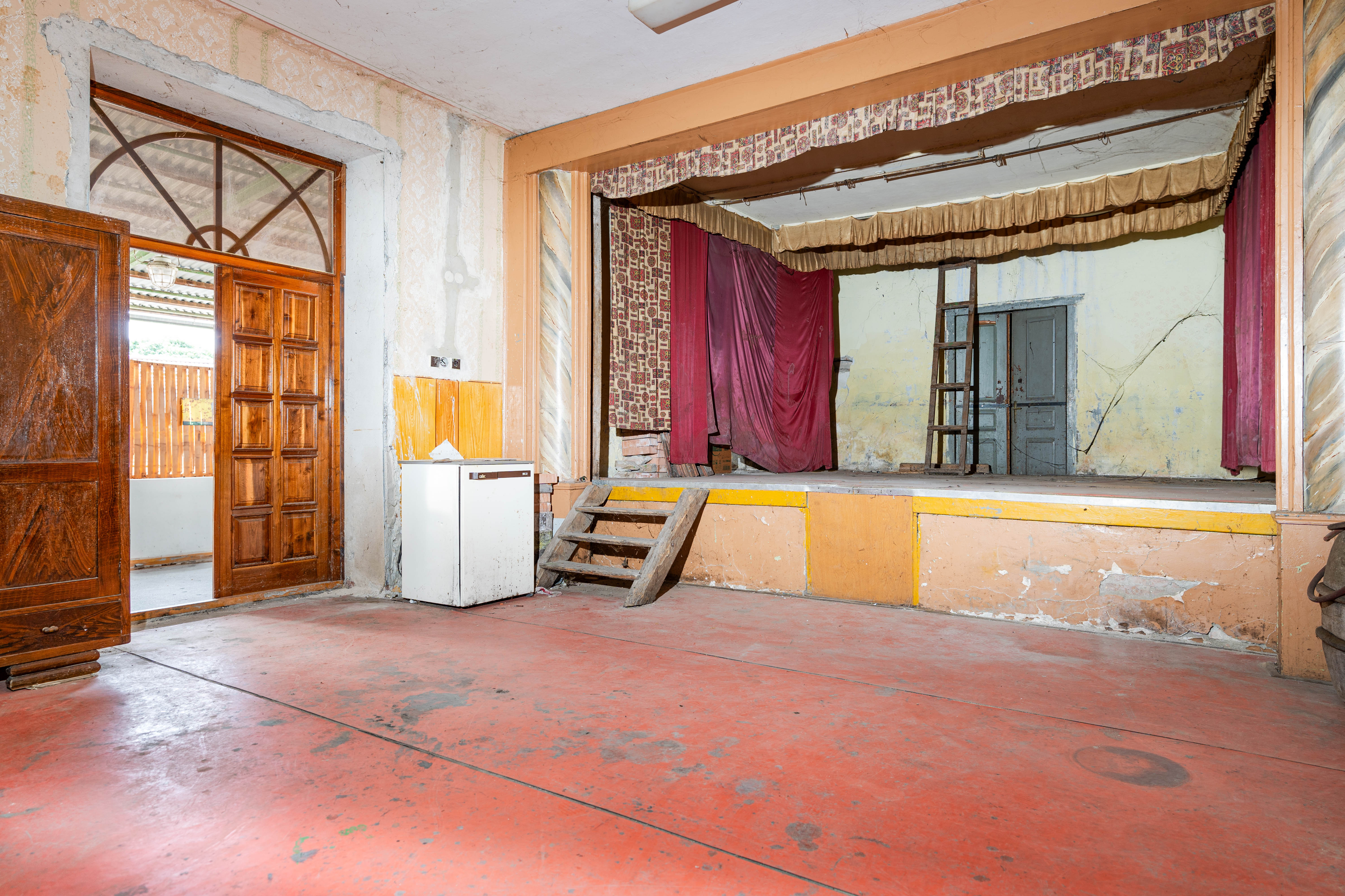 Priestranný komerčný objekt pri Dunaji s pozemkom 609 m²