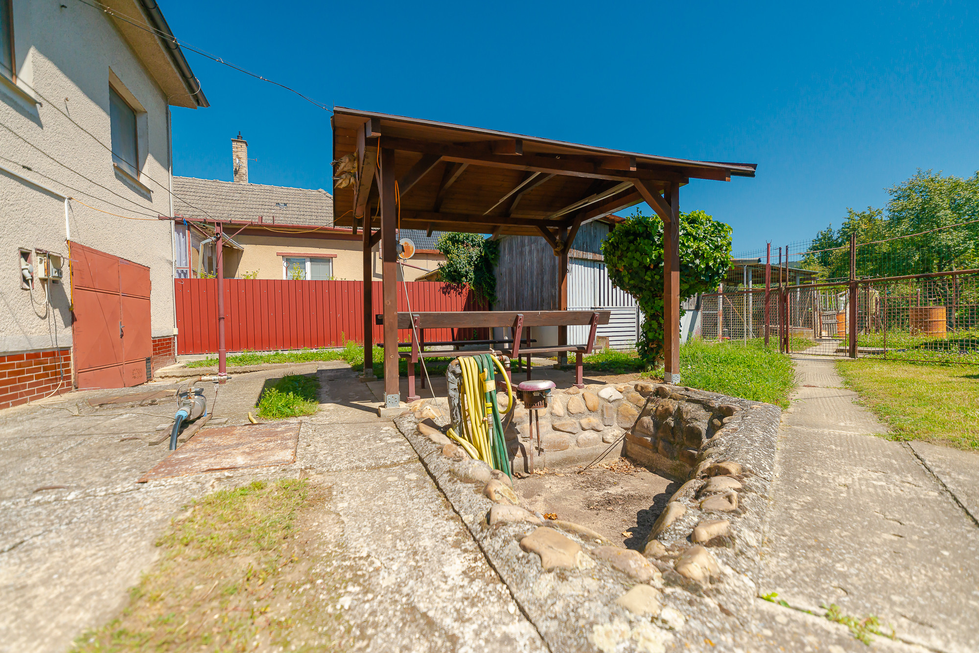 🏡 NA PREDAJ - Rodinný dom v obci Hrádok