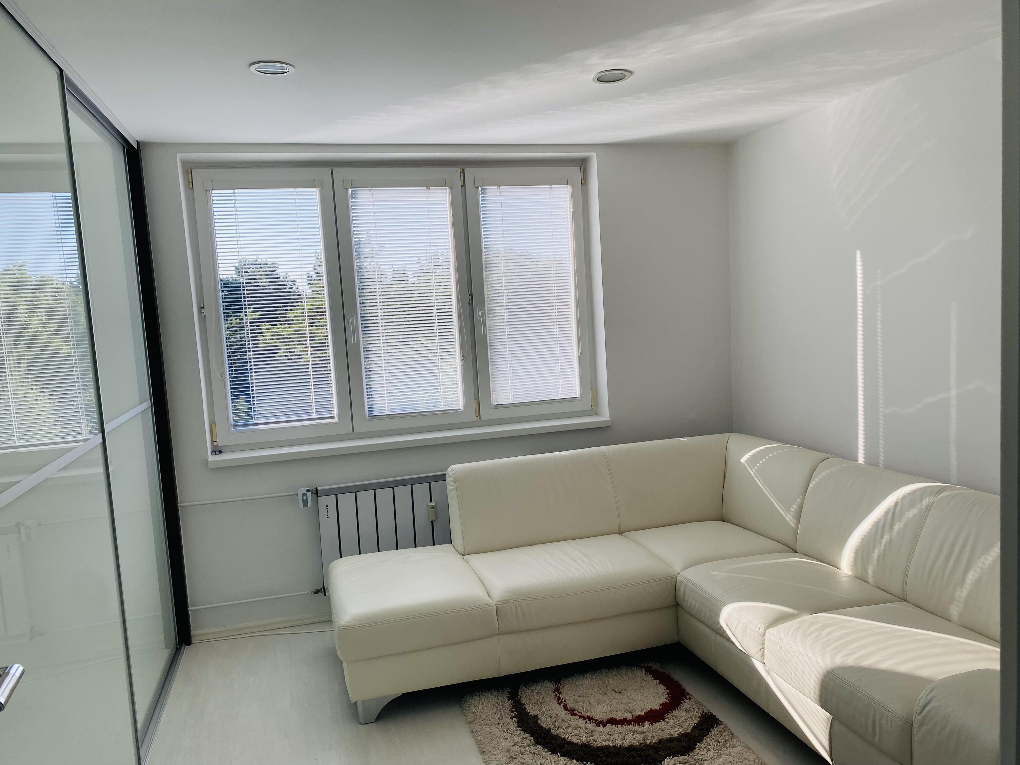 Na prenájom zrekonštruovaný 3-izbový byt v Dunajskej Strede