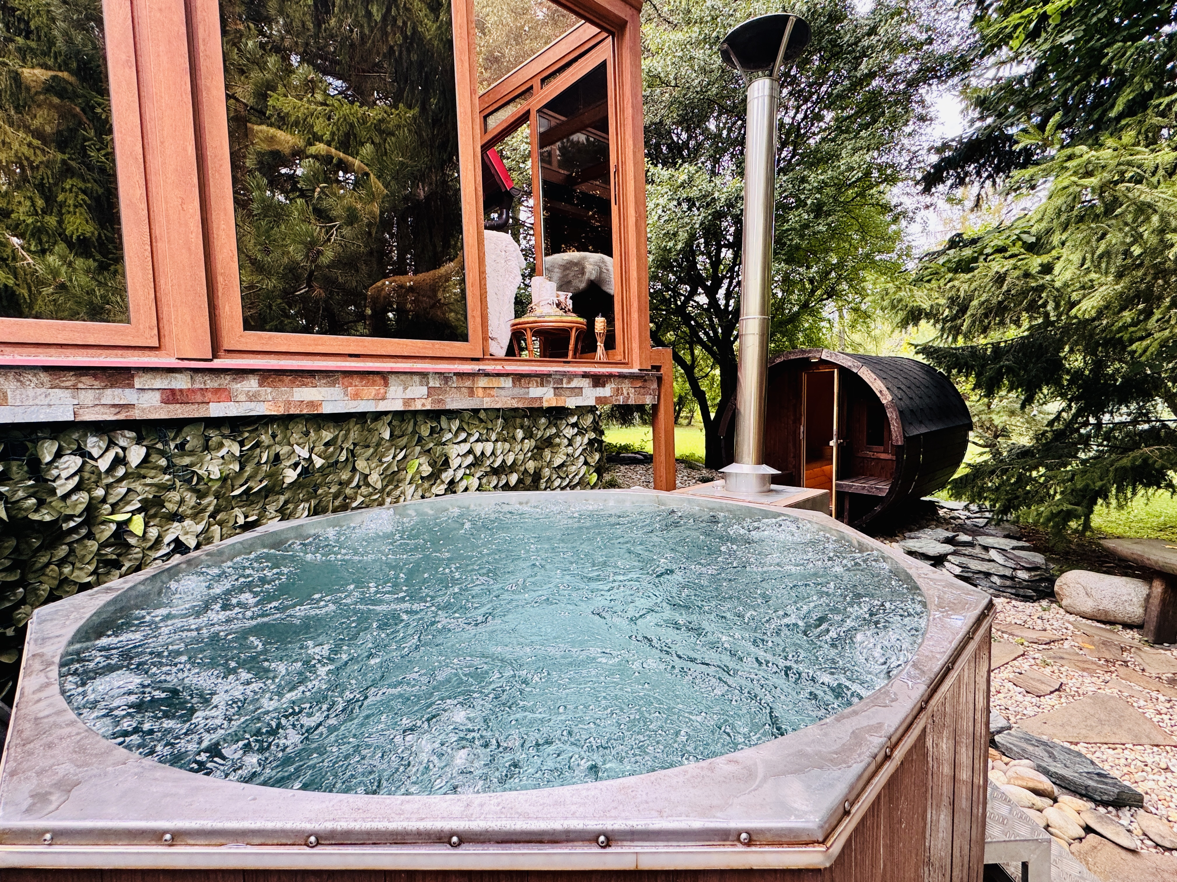 Na predaj rekreačná chata v srdci Skalických hôr .