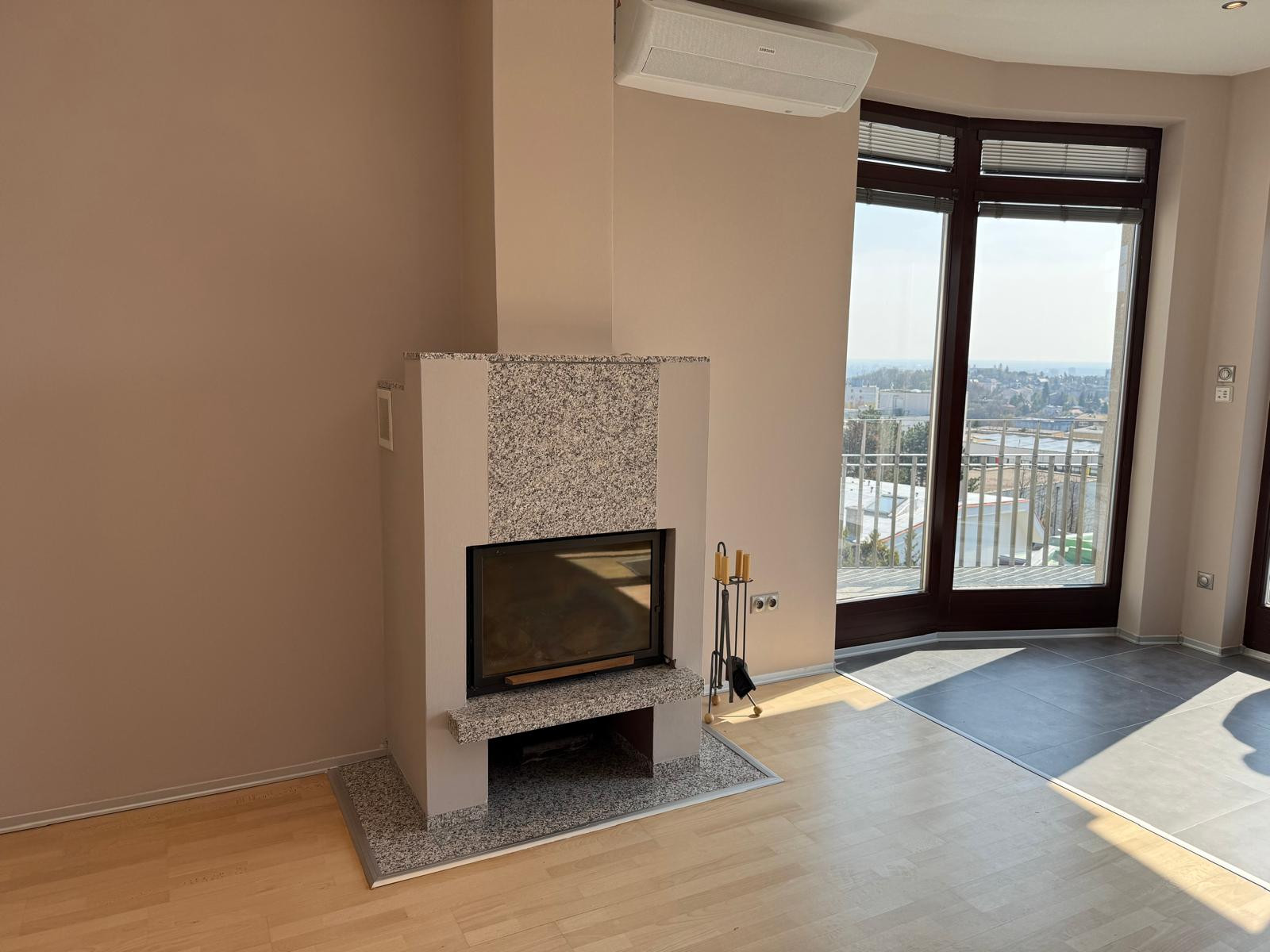 Predaj nadštandardne veľkého 3 izbového bytu s nádherným výhľadom na Bratislavu