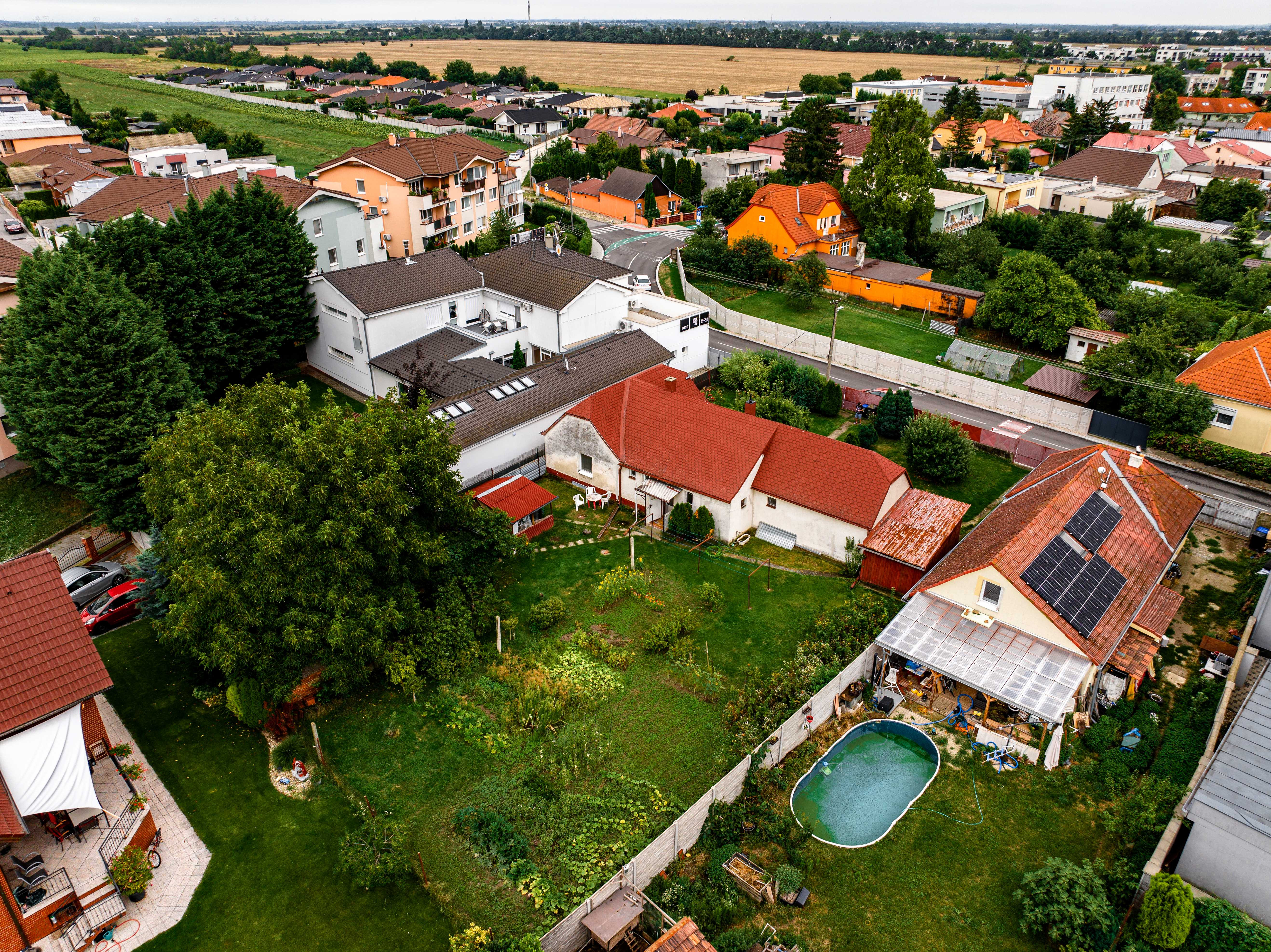 5 izbový RD s veľkým nádherným pozemkom na predaj v Rovinke