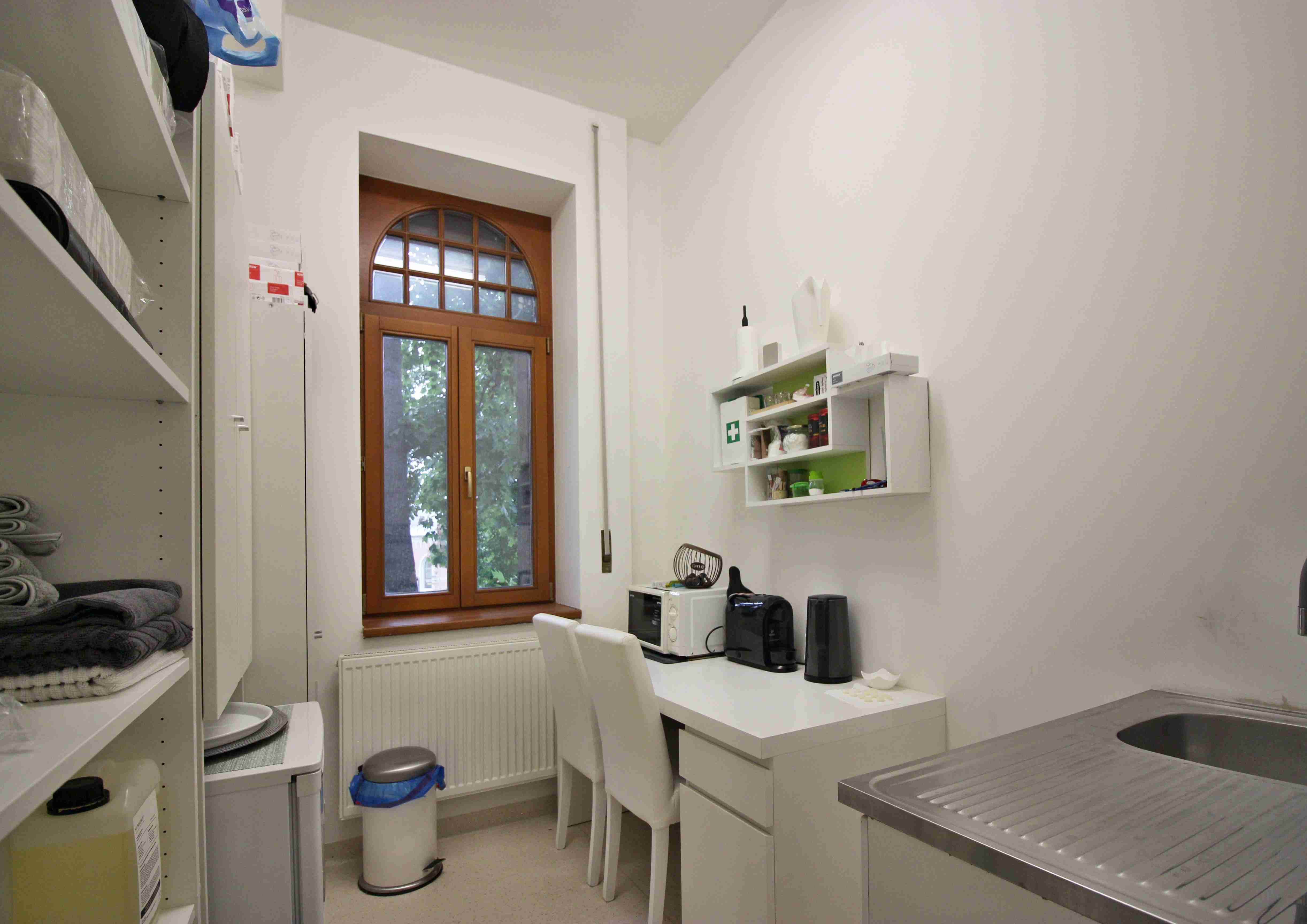 PRENÁJOM ambulancia/služby 48,60 m2, Piešťany, Winterova ul.