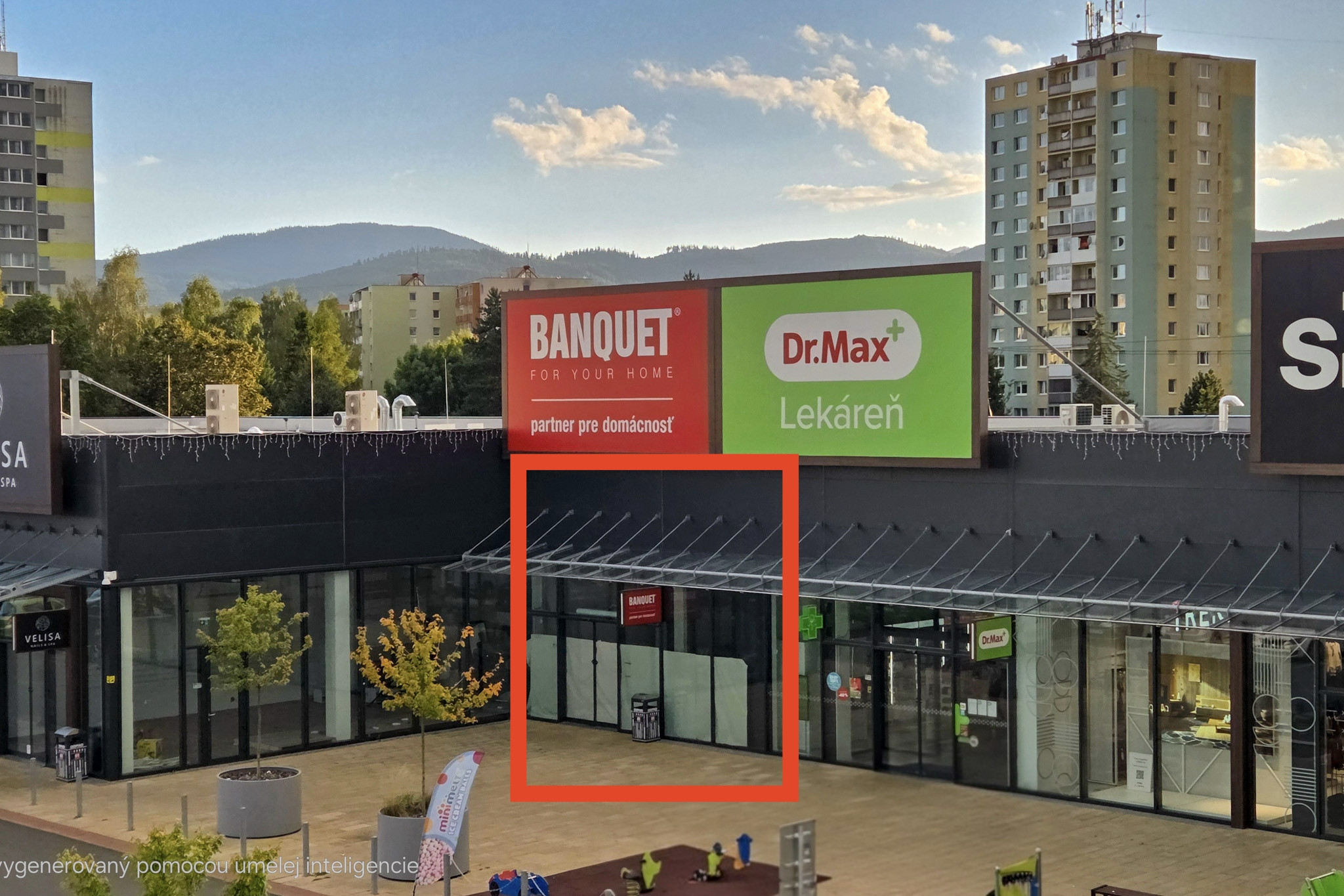 Spišská Nová Ves -obchodný priestor 300m2 NA PRENÁJOM+video