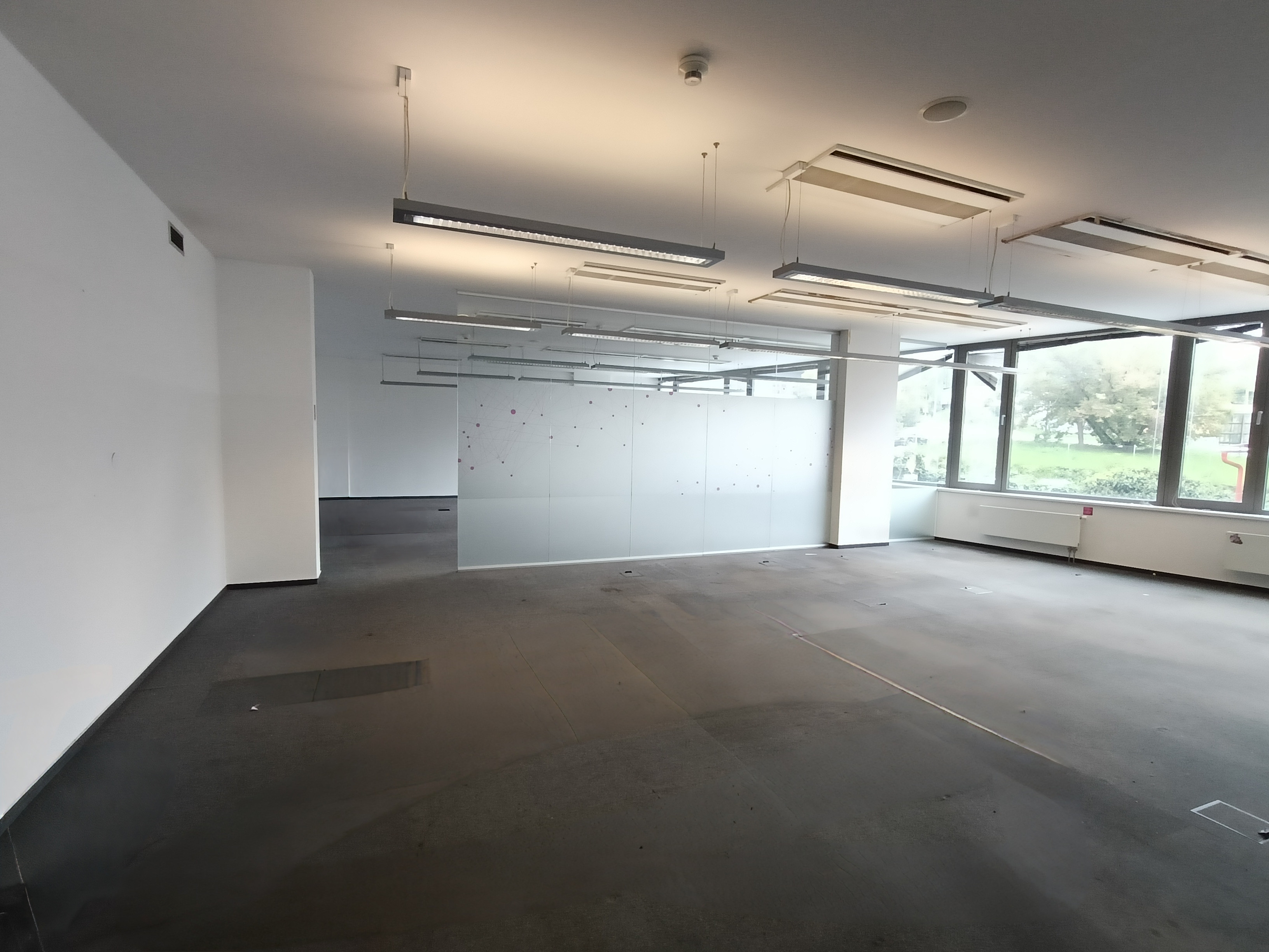 Kancelárske priestory v bussines centre na prenájom 271m2