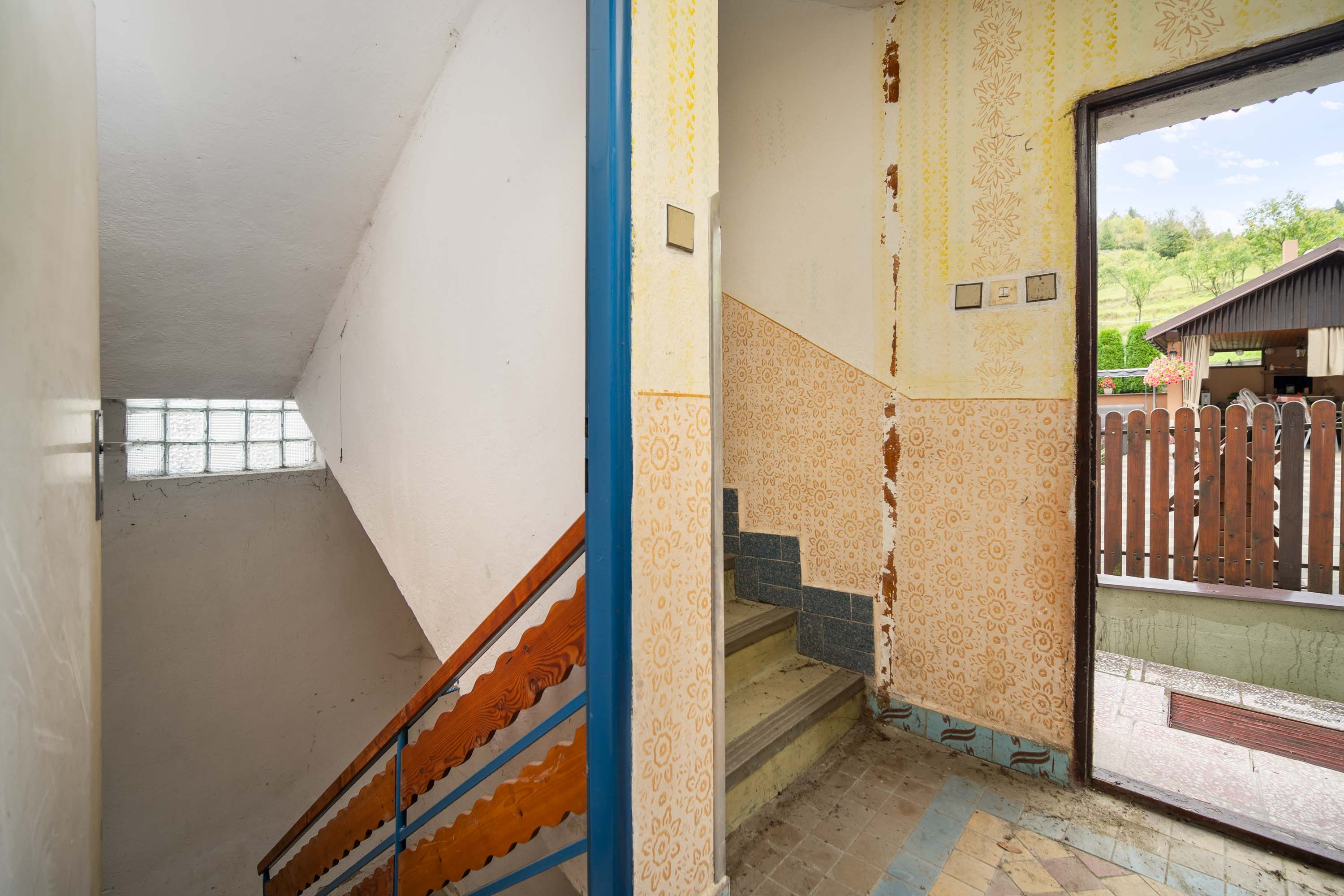 NA PREDAJ rodinný dom s krásnymi výhľadmi, Radôstka