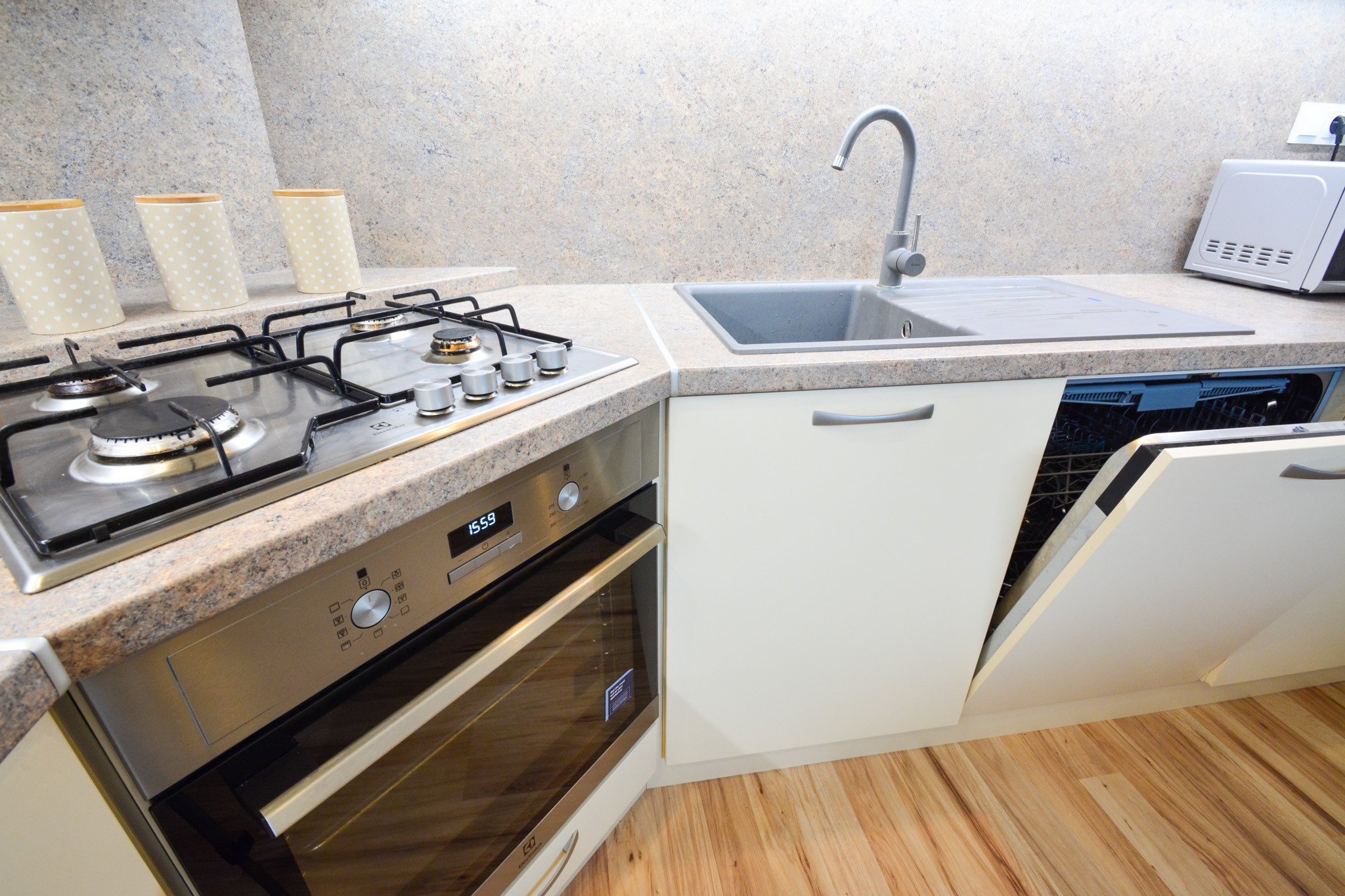 Spišská Nová Ves 4-izbový byt na PREDAJ + video obhliadka