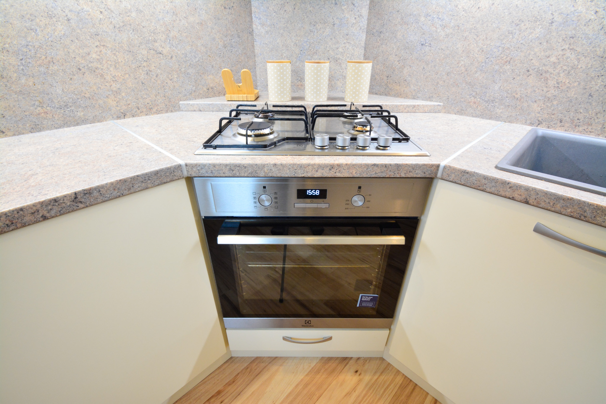 Spišská Nová Ves 4-izbový byt na PREDAJ + video obhliadka