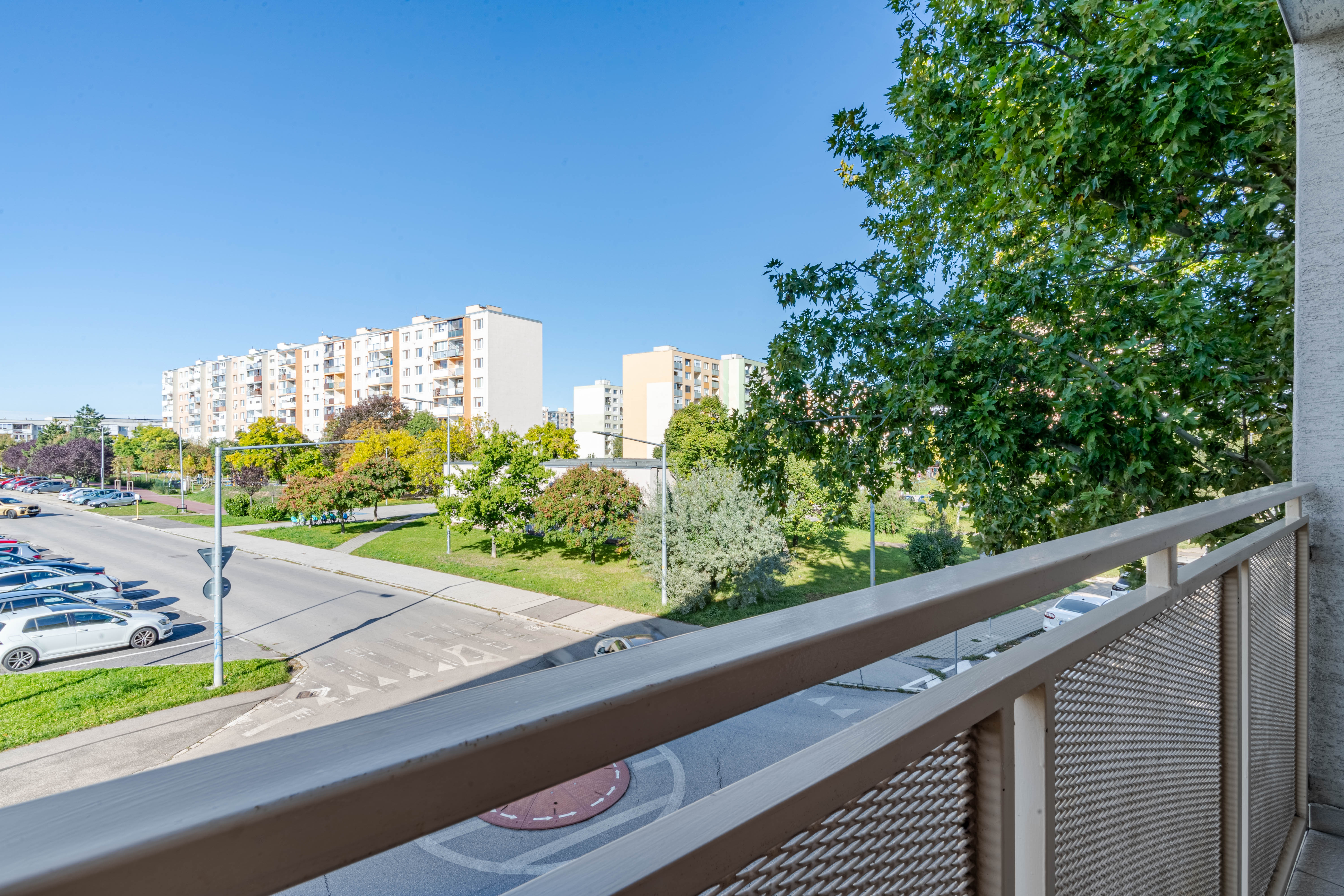 PRENÁJOM 2 izb. bytu s loggiou, Fándlyho ul., Senec