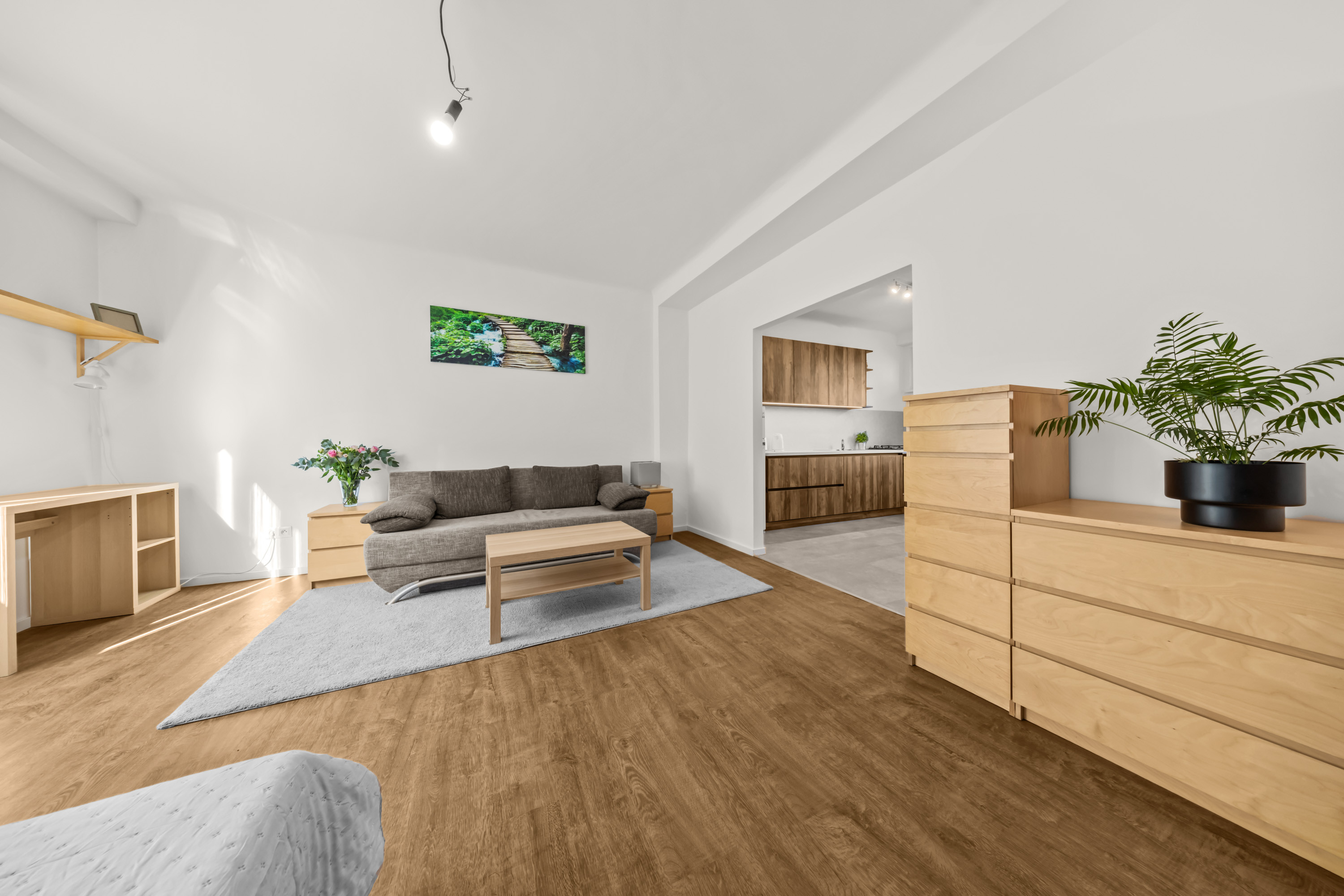 Na predaj priestranný 1-izbový byt po kompletnej rekonštrukcii na Vajnorskej ulici, Bratislava - Nové Mesto