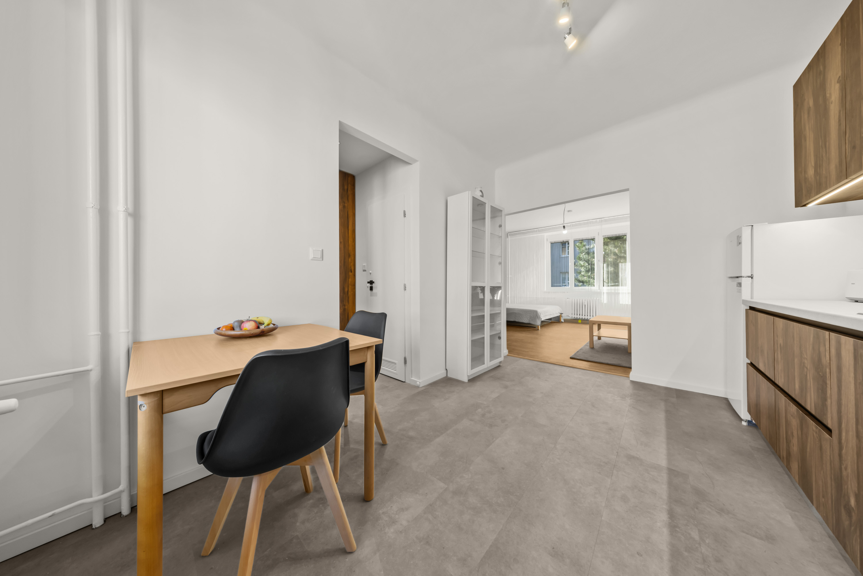 Na predaj priestranný 1-izbový byt po kompletnej rekonštrukcii na Vajnorskej ulici, Bratislava - Nové Mesto