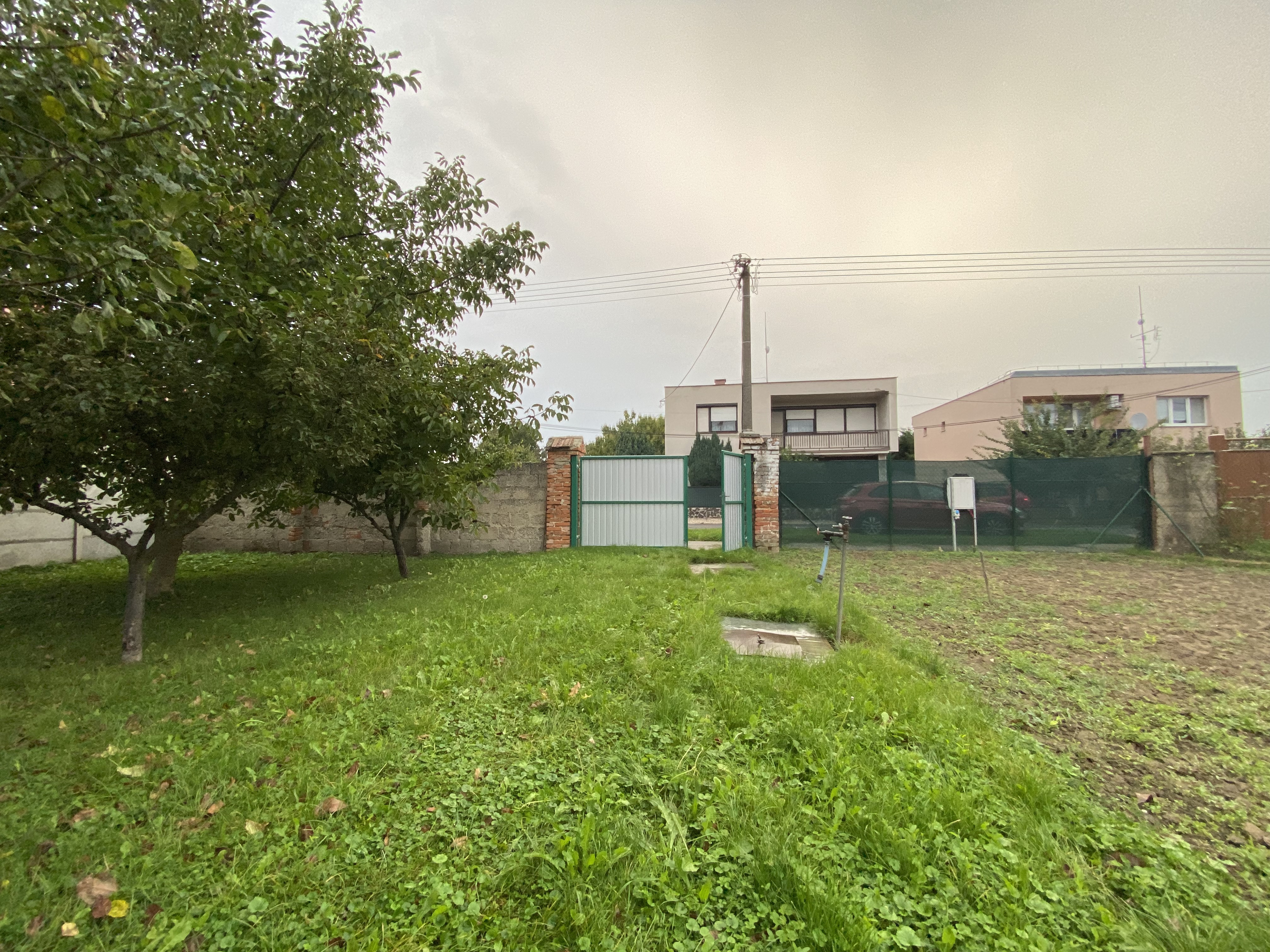 STAVEBNÝ POZEMOK - 1 202 m², Kráľová nad Váhom