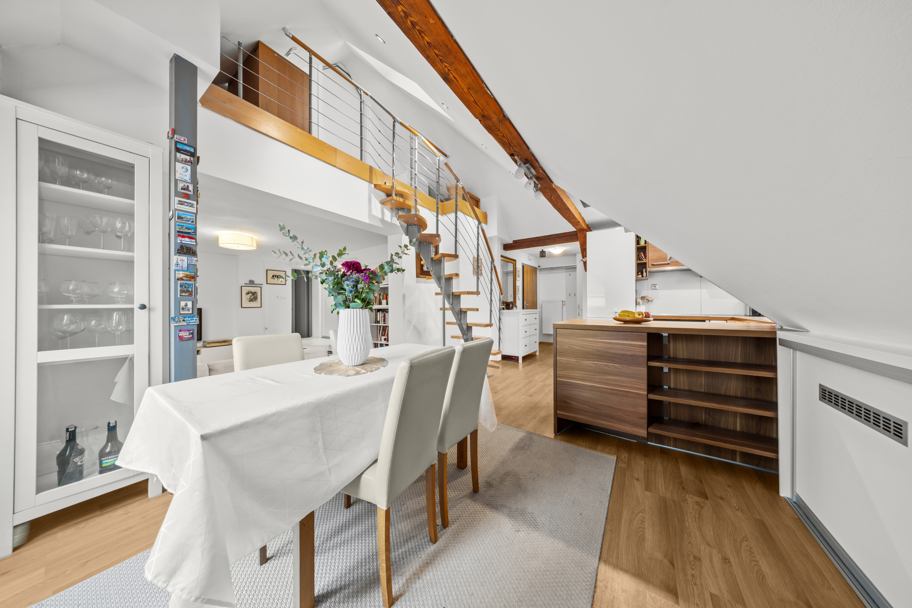 Na predaj elegantný 4 izbový mezanín s terasou pri Horskom parku