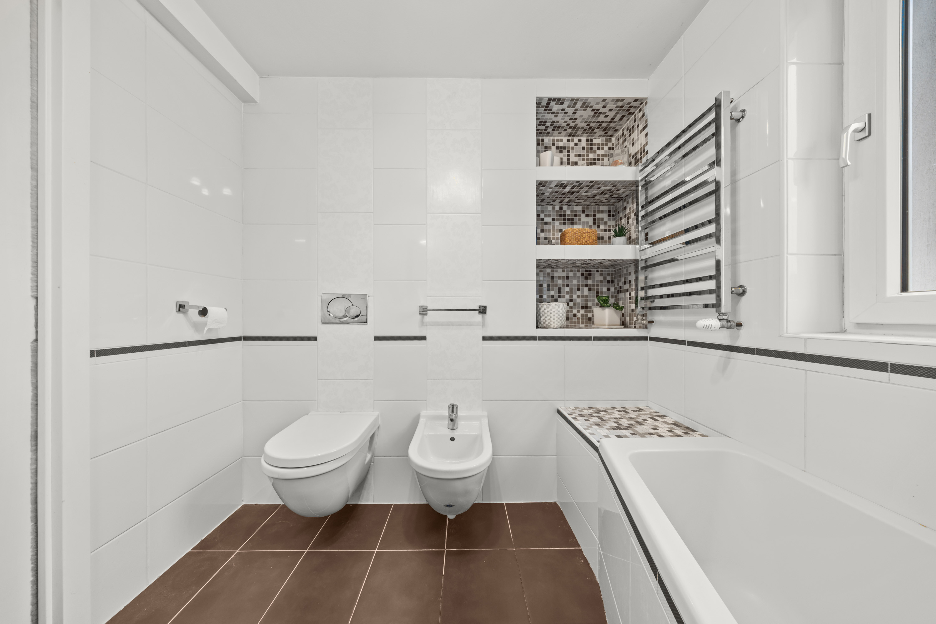 Na predaj elegantný 4 izbový mezanín s terasou pri Horskom parku