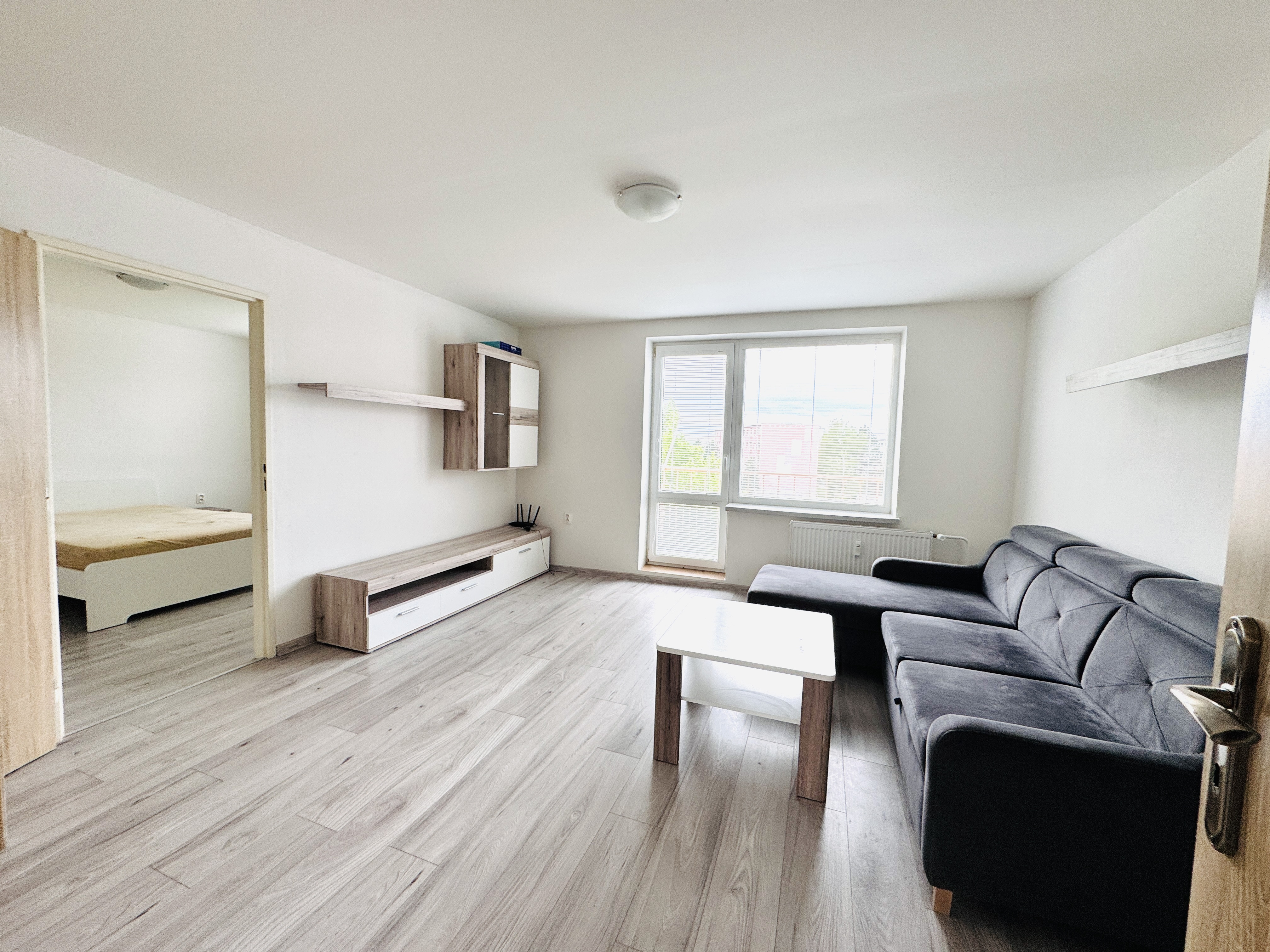 Na prenájom 2-izbový zariadený byt v Holíči – ul. Sasinkova.