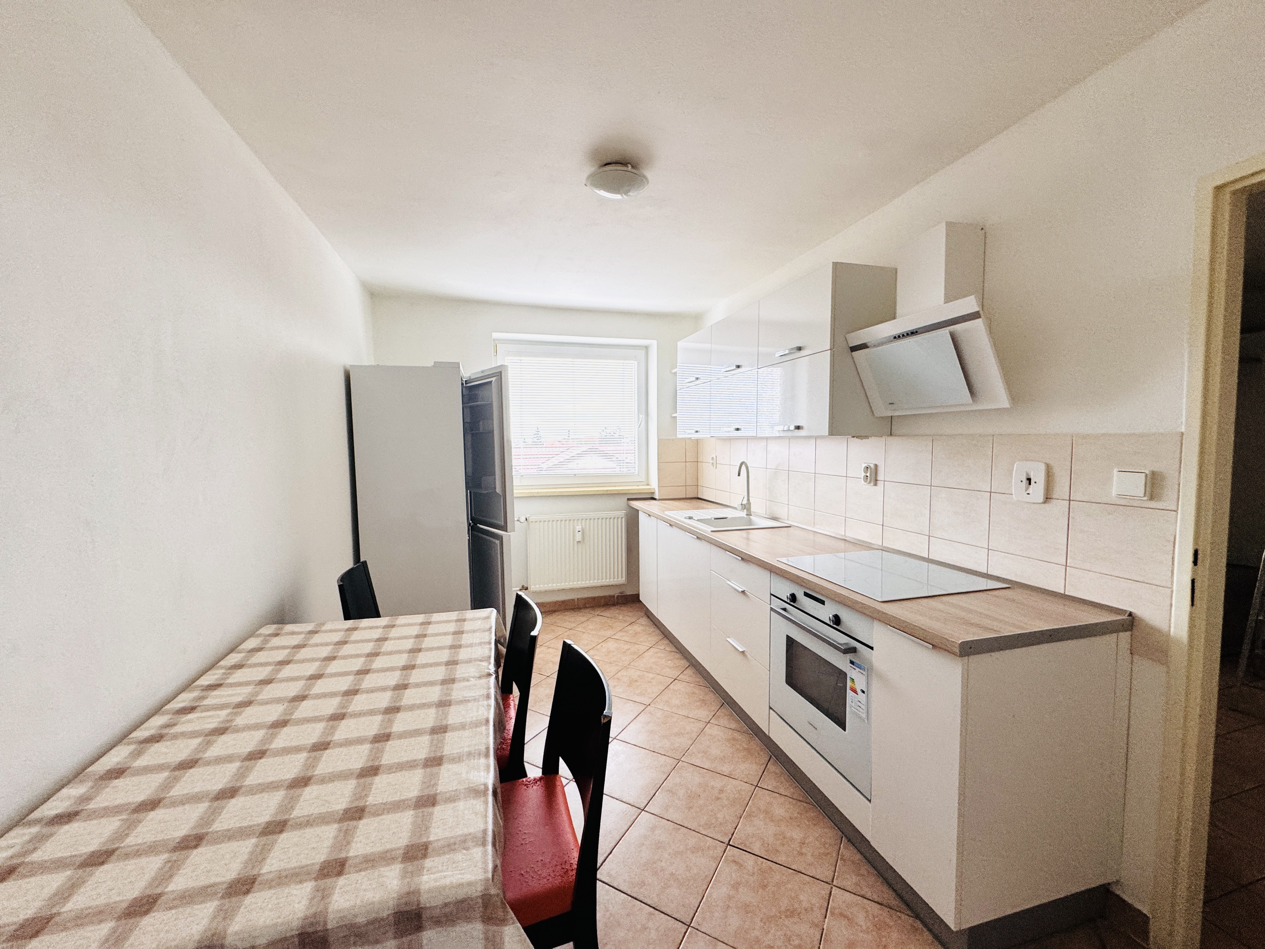 Na prenájom 2-izbový zariadený byt v Holíči – ul. Sasinkova.