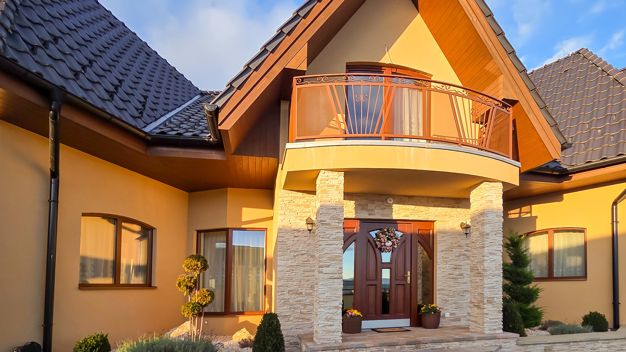 SPIŠSKÝ HRHOV- EXKLUZÍVNY rodinný dom s PROFI záhradou