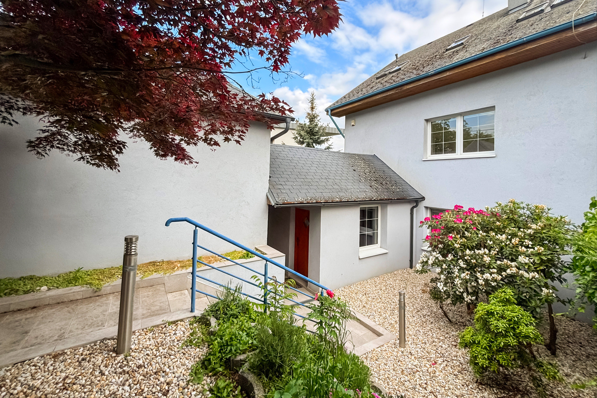 Predaj priestranného 4 izbového rodinného domu s bazénom na Kolibe