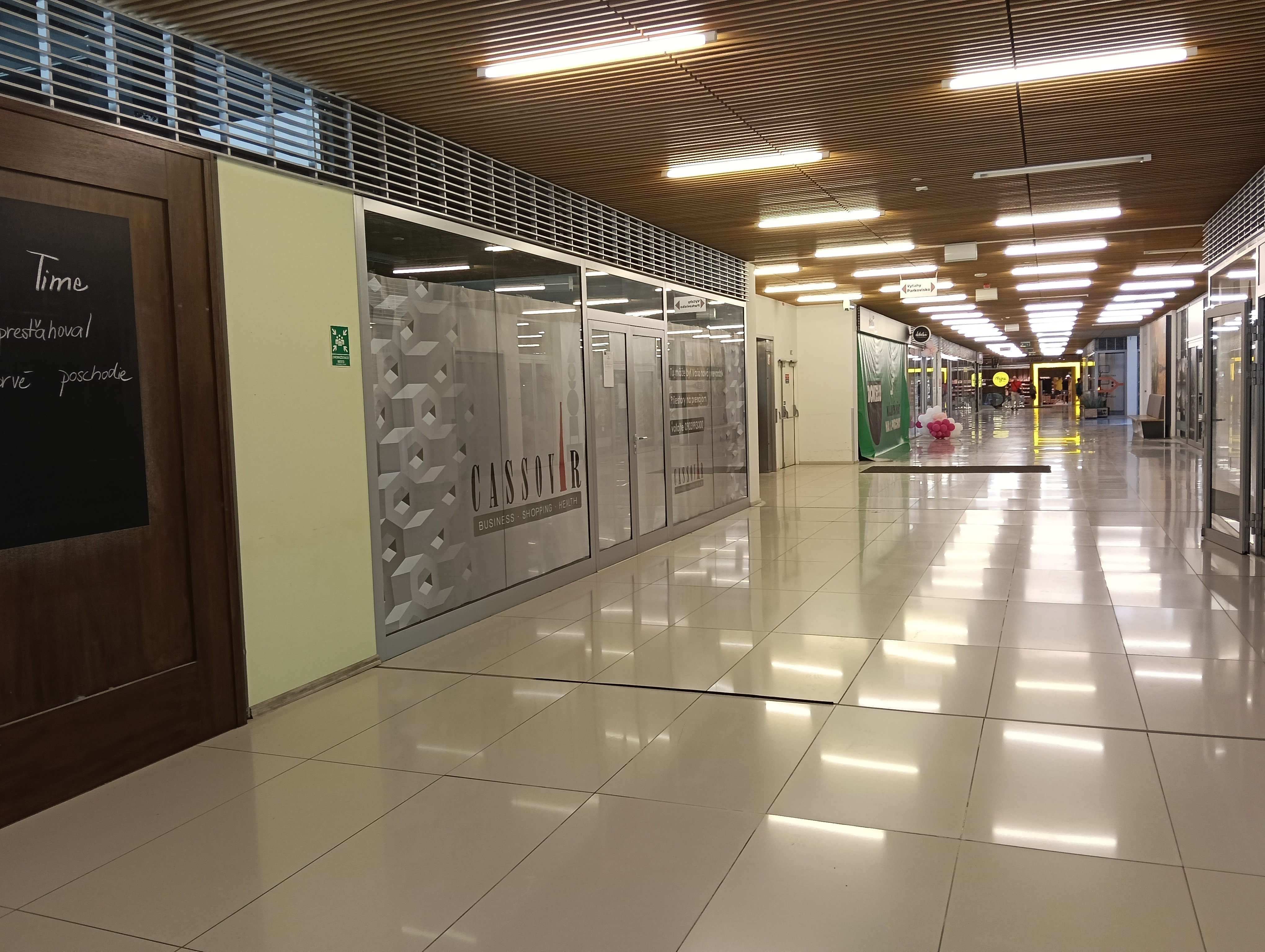 Kancelárske priestory na prenájom blízko centra spolu 1794m2