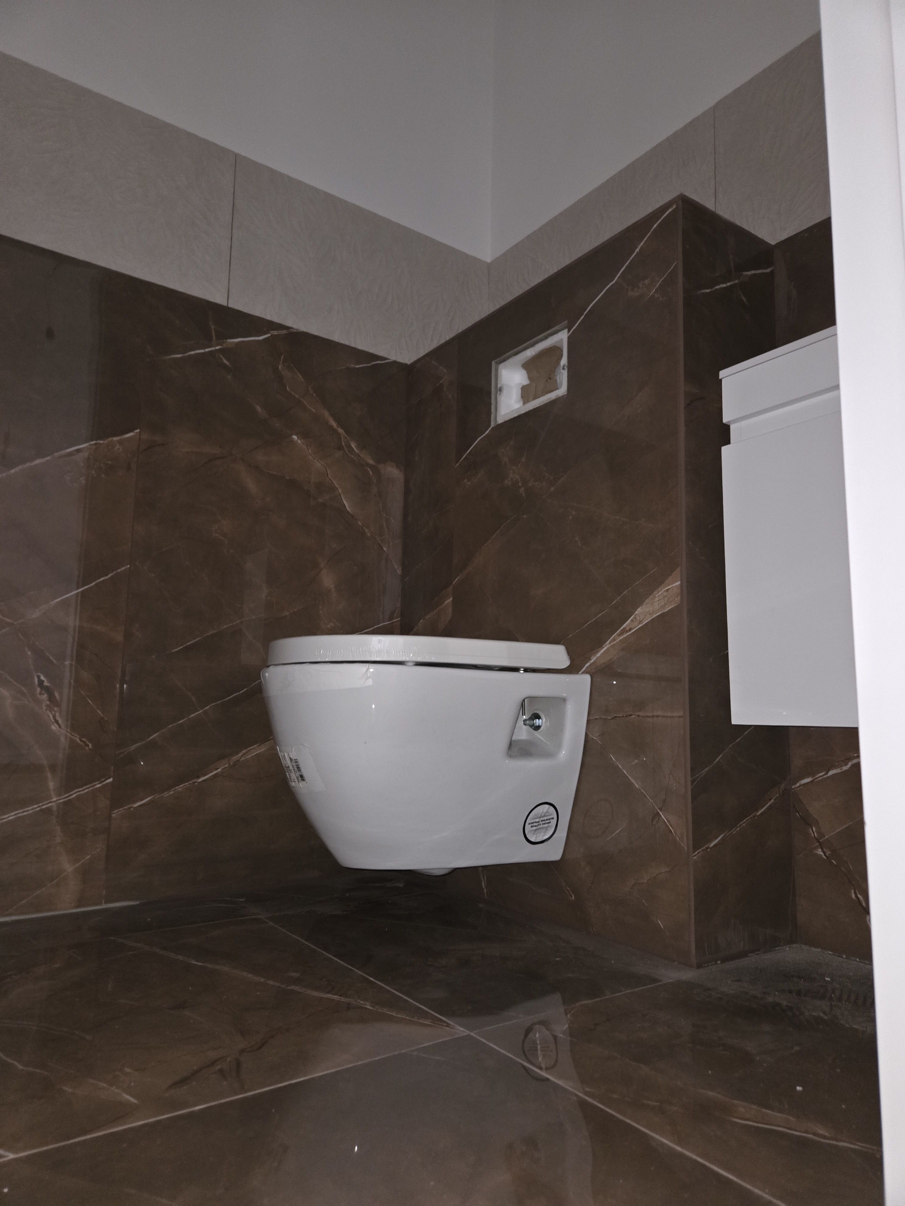 Predaj rodinných domov v obci Čečínska Potôň