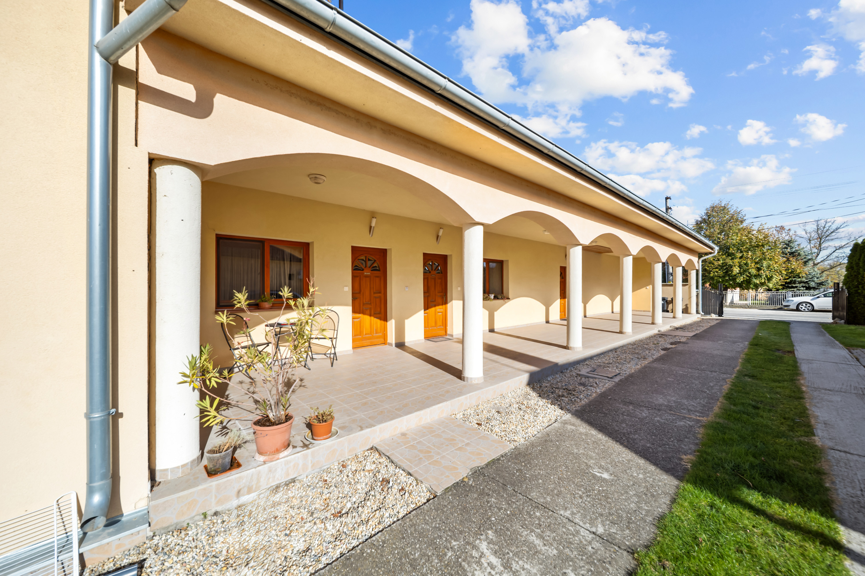 PREDAJ PENZIÓNU – MAD " Nie je to len penzión, je to príležitosť - " zariadenie pre seniorov." výstavba rodinných domov"