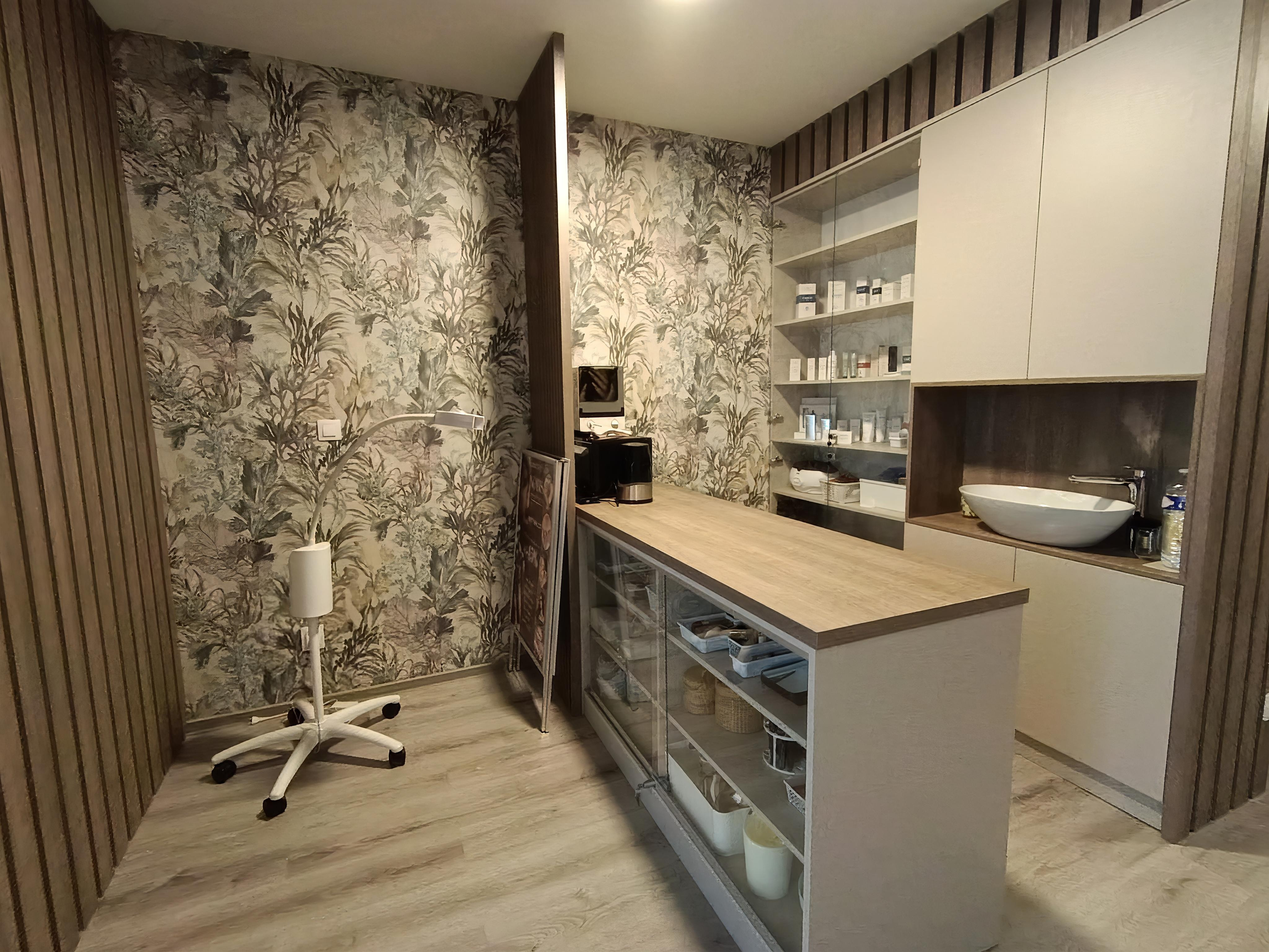 Odstúpenie prenájmu exluzívneho Beauty Salónu v centre mesta