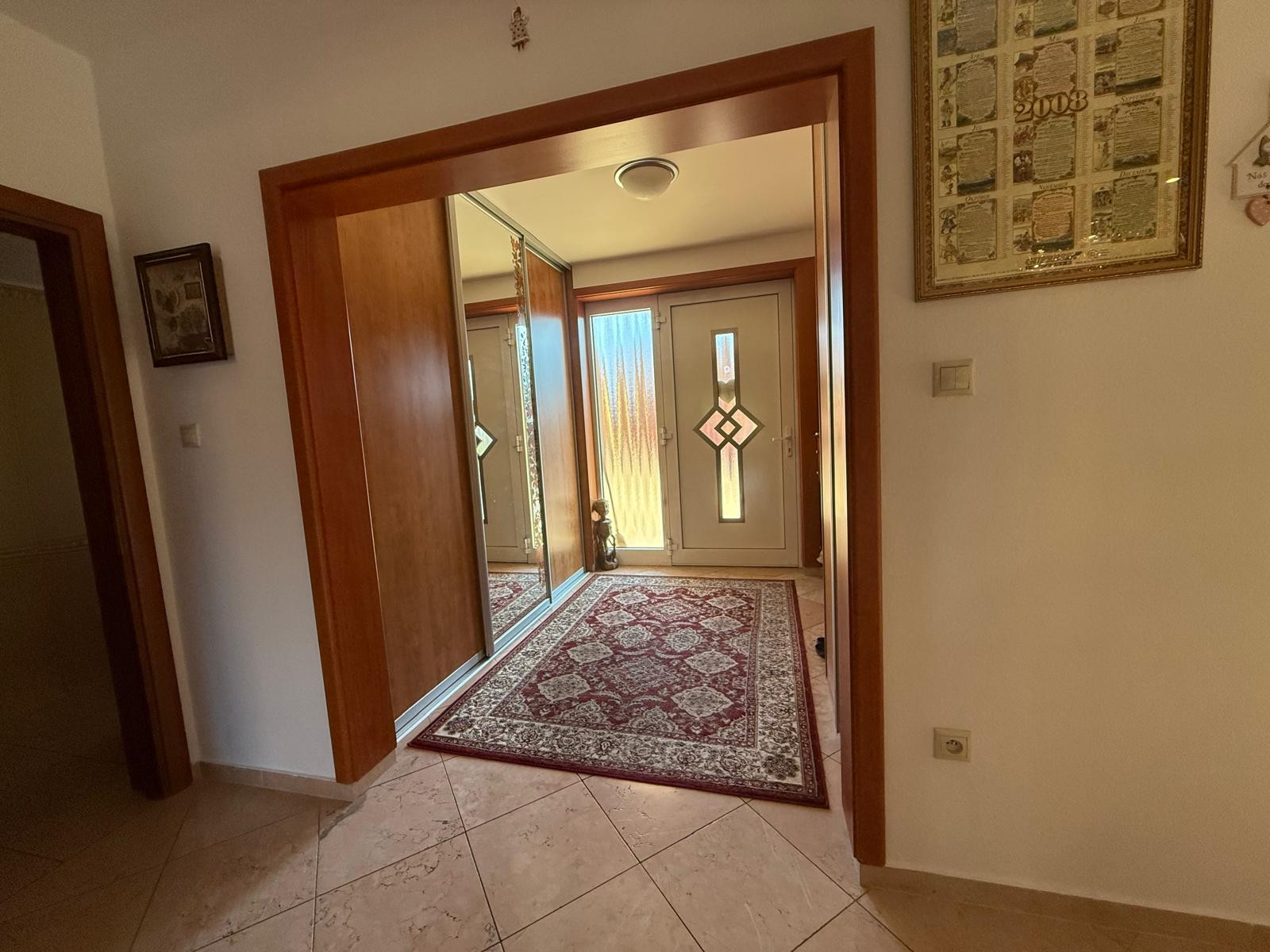 Na predaj 5-izbový rodinný dom s veľkorysou záhradou a bazénom v Podunajských Biskupiciach