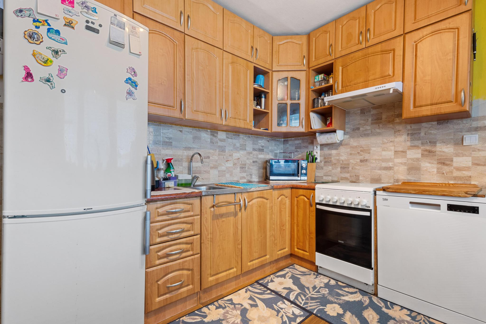 4-izbový byt s loggiou, pivnicou a potenciálom –Bernolákovo