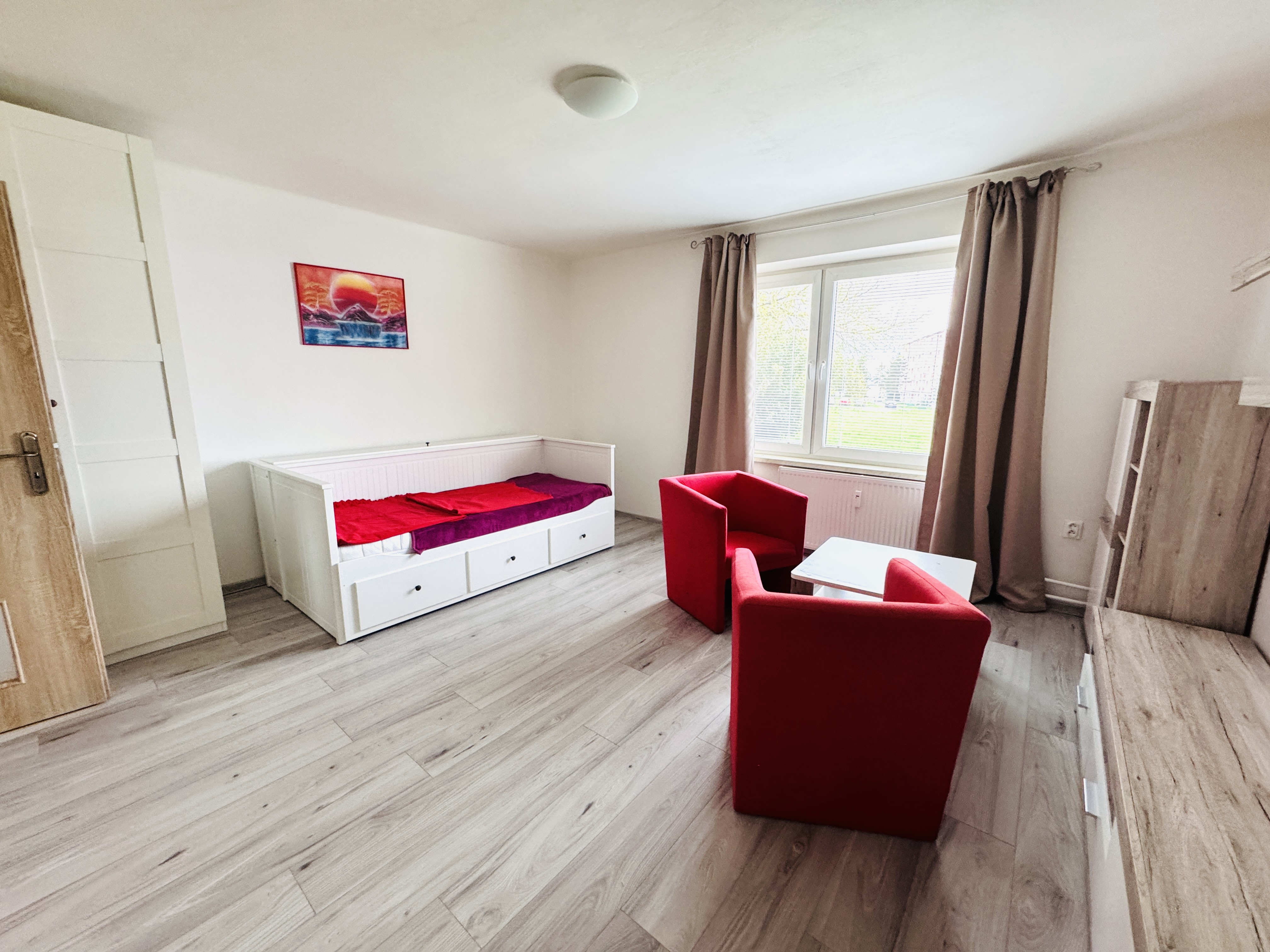 Na prenájom 1-izbový zariadený byt,Holíč -okres Skalica.