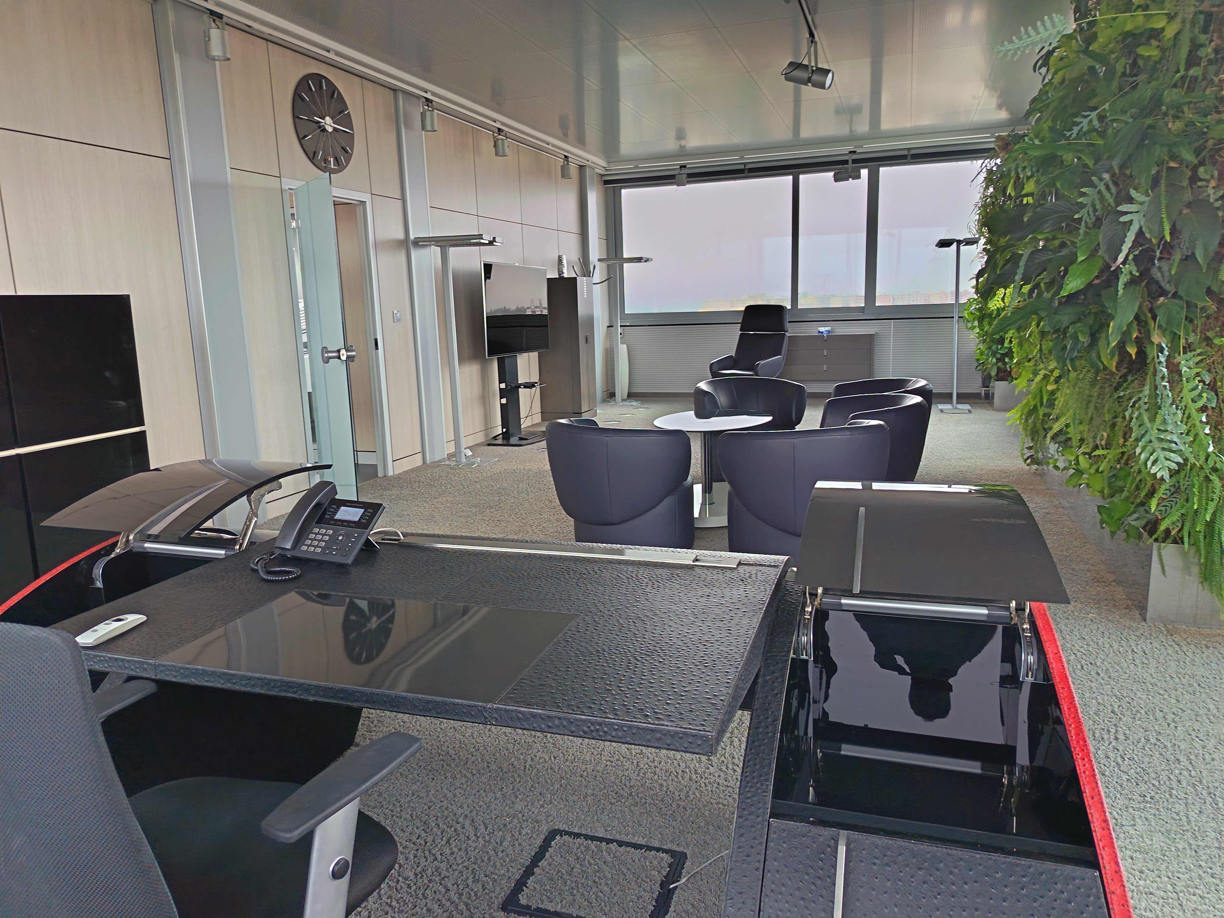 Ikonické Sídlo na prenájom pre Lídrov na 10. Poschodí